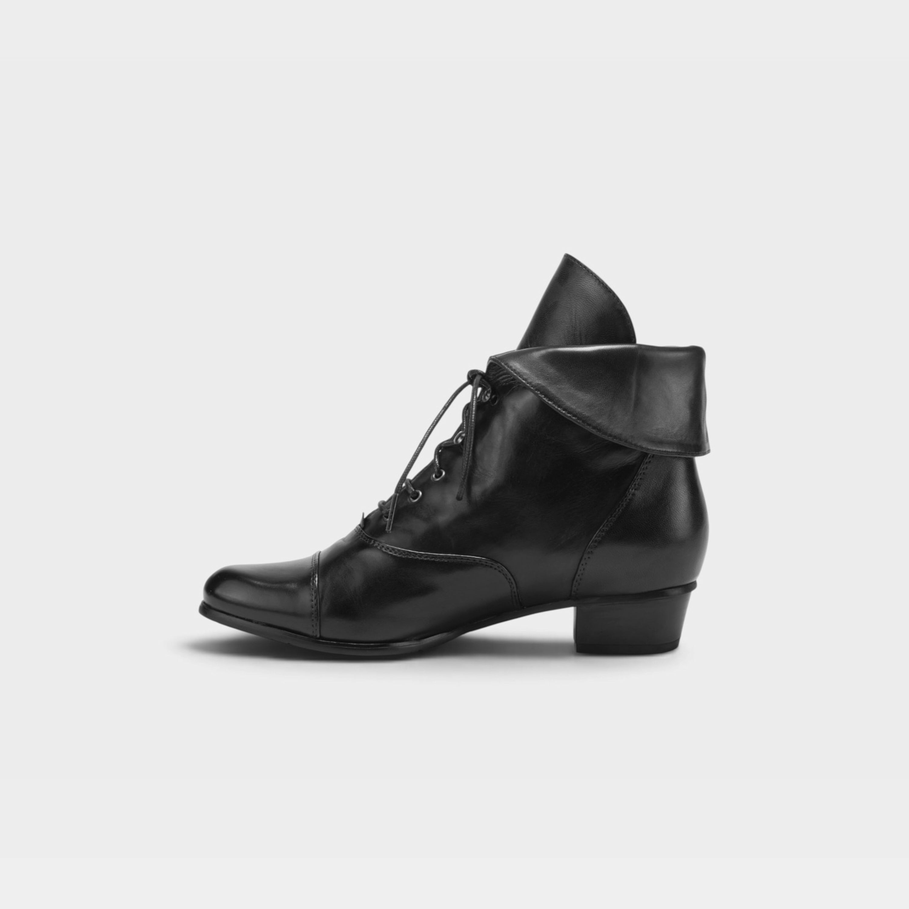 Spring Step Galil Black Boot