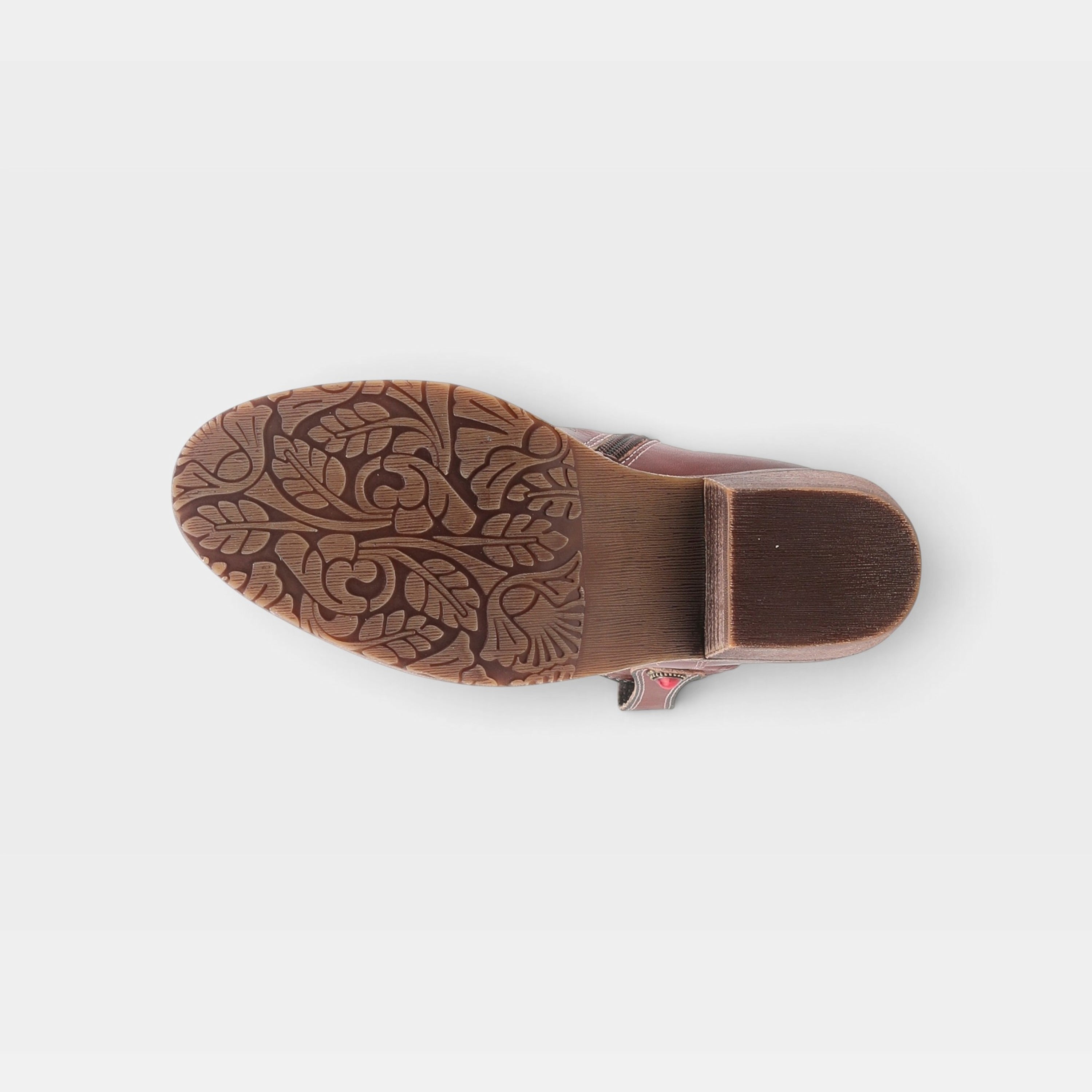L'Artiste Galop boot in Mahogany, outsole view