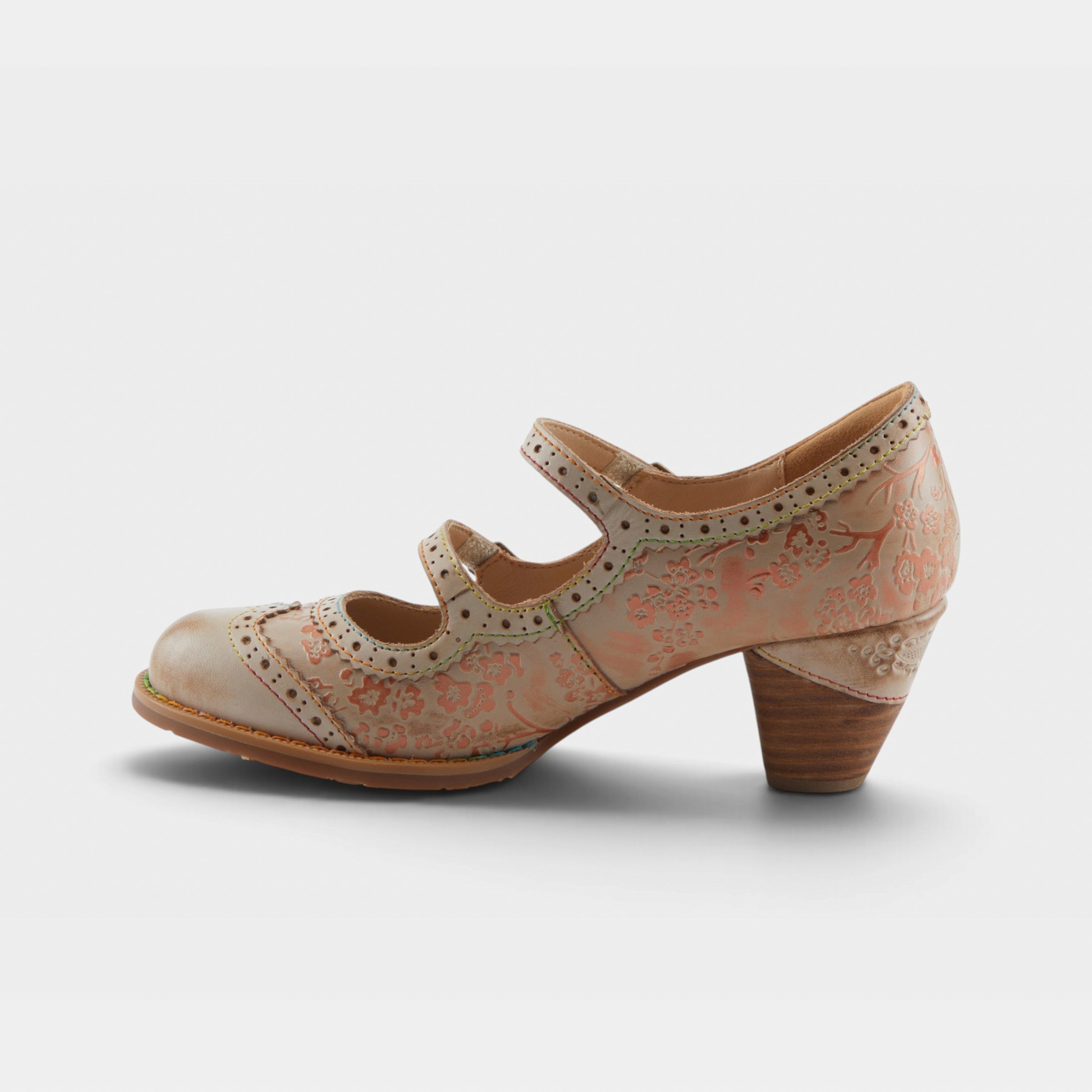 L'Artiste Gaviria shoes in Beige, side view