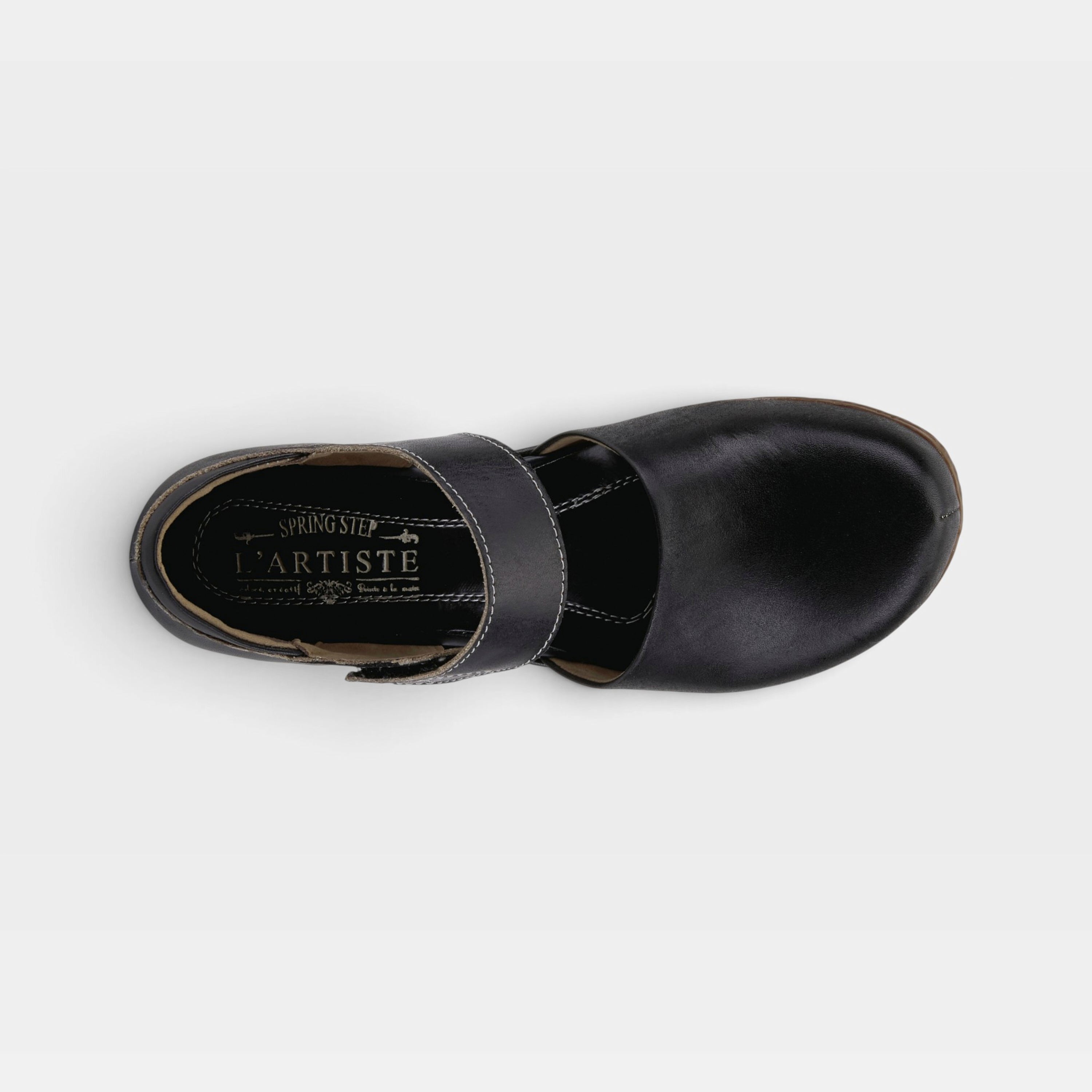 L'Artiste Gloss Mary Jane shoes in Black, top view