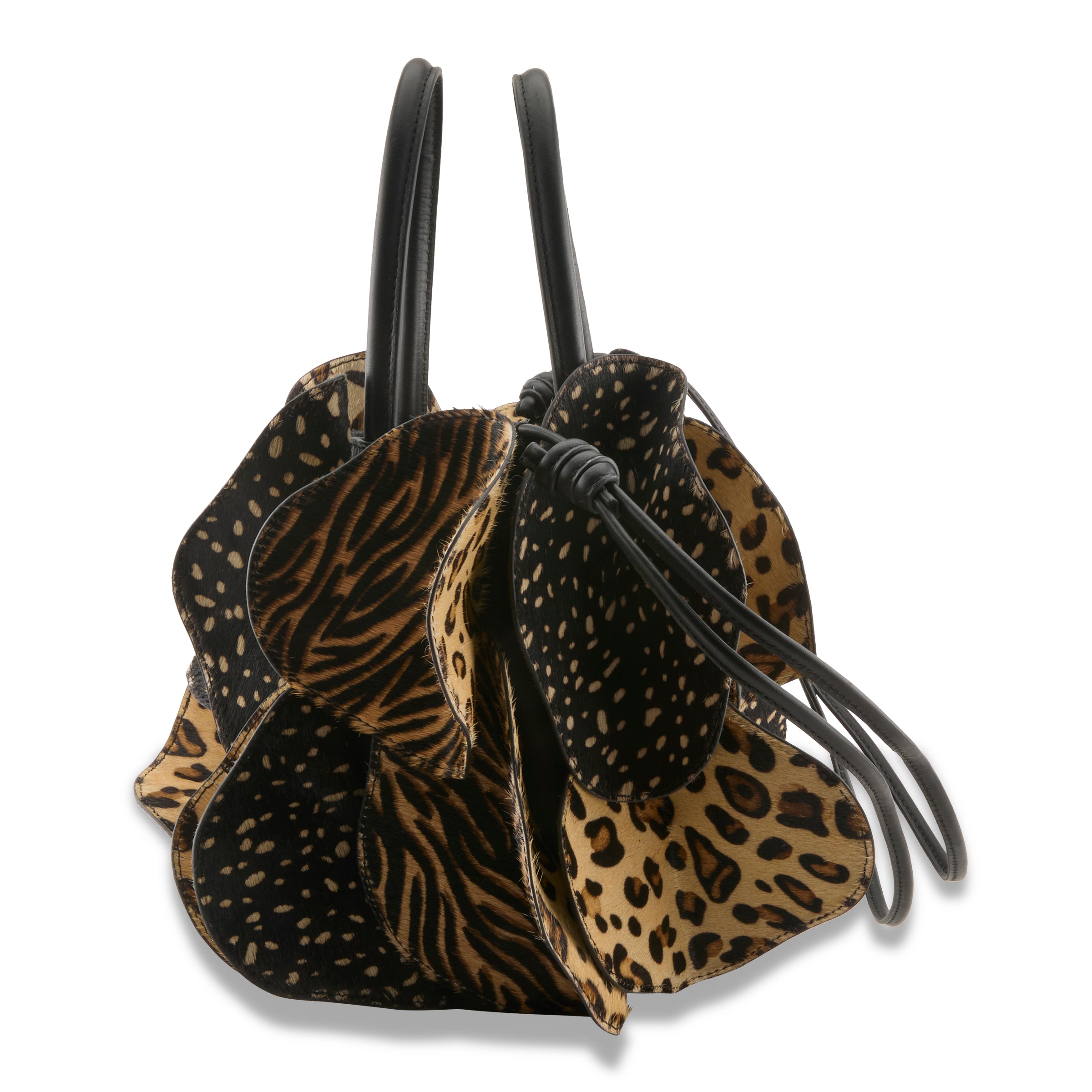 L'Artiste L'ARTISTE HB-FLUTTER HANDBAG shoe with handcrafted leather design