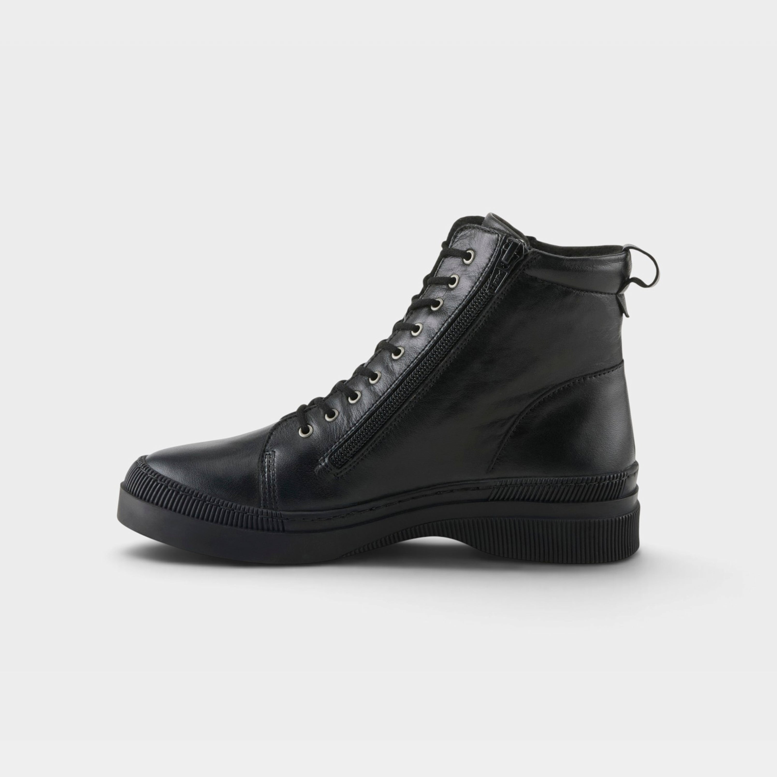 Spring Step Hoylein Black Boot