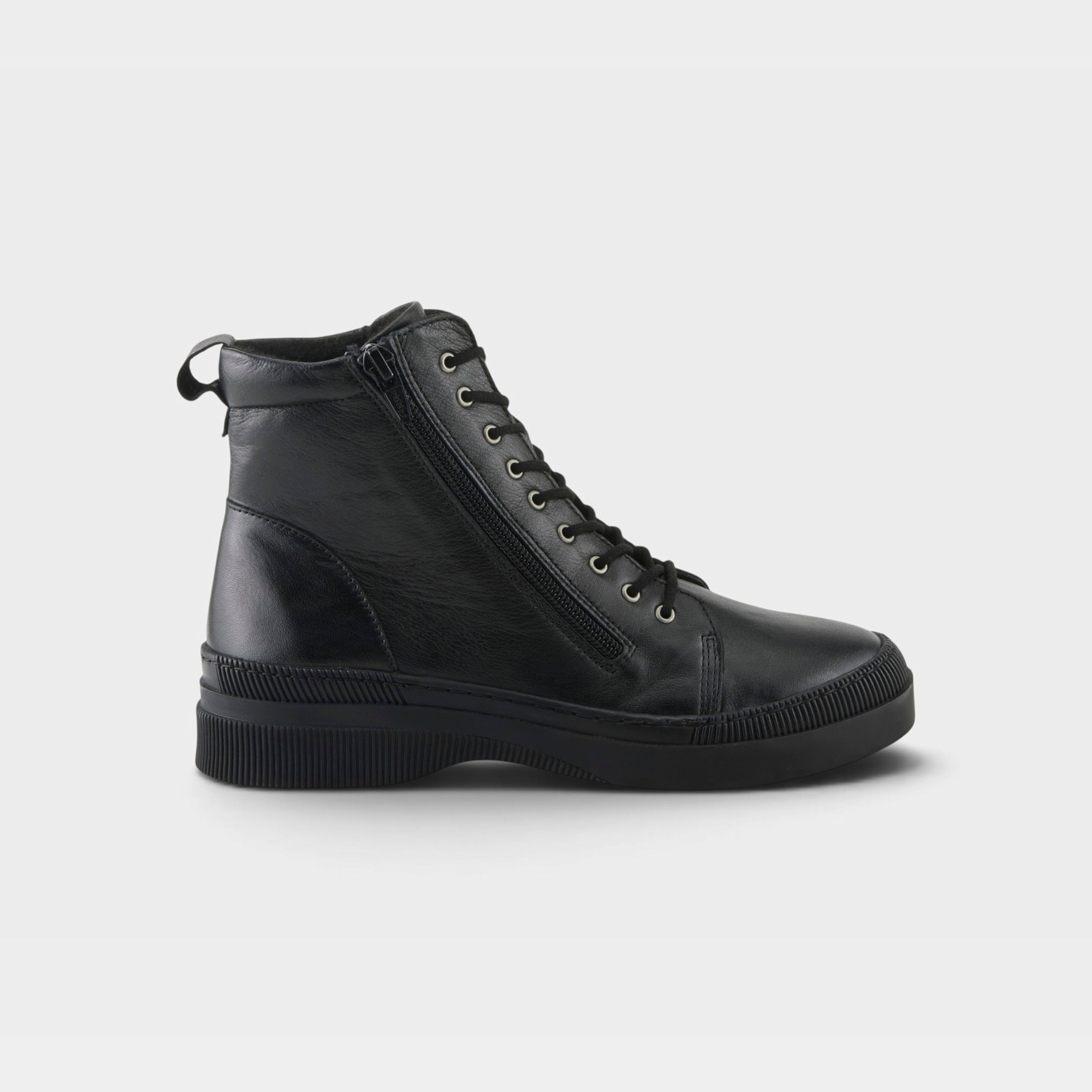 Spring Step Hoylein Black Boot