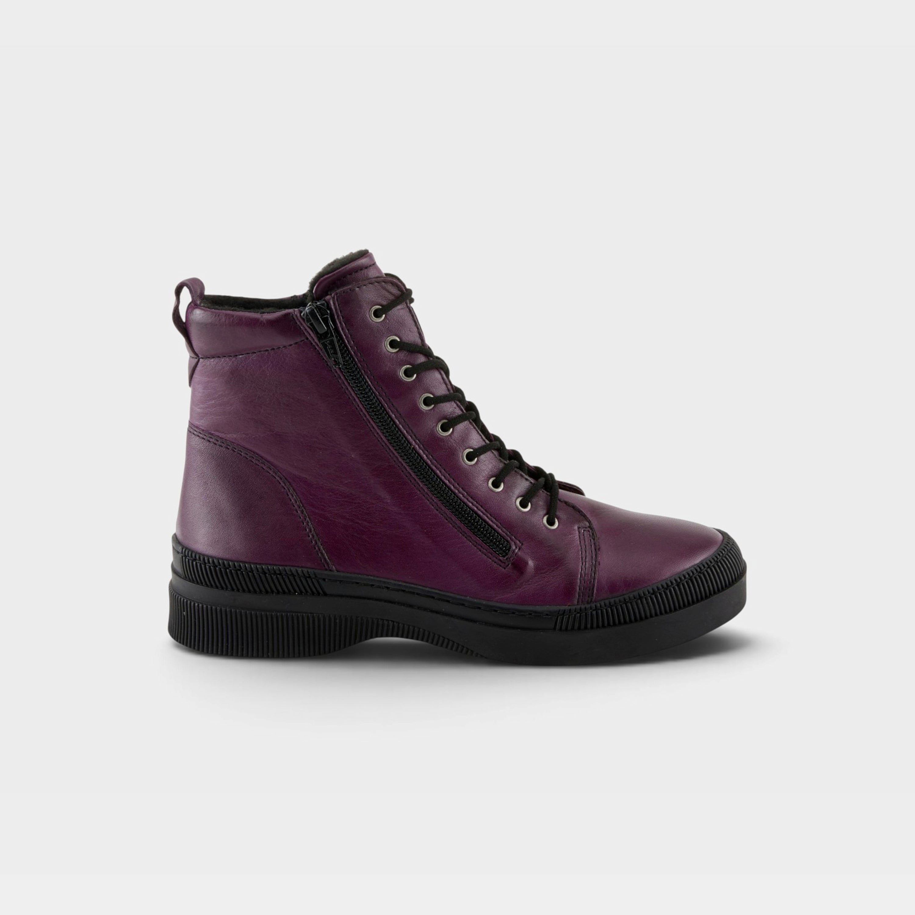 Spring Step Hoylein Purple Boot