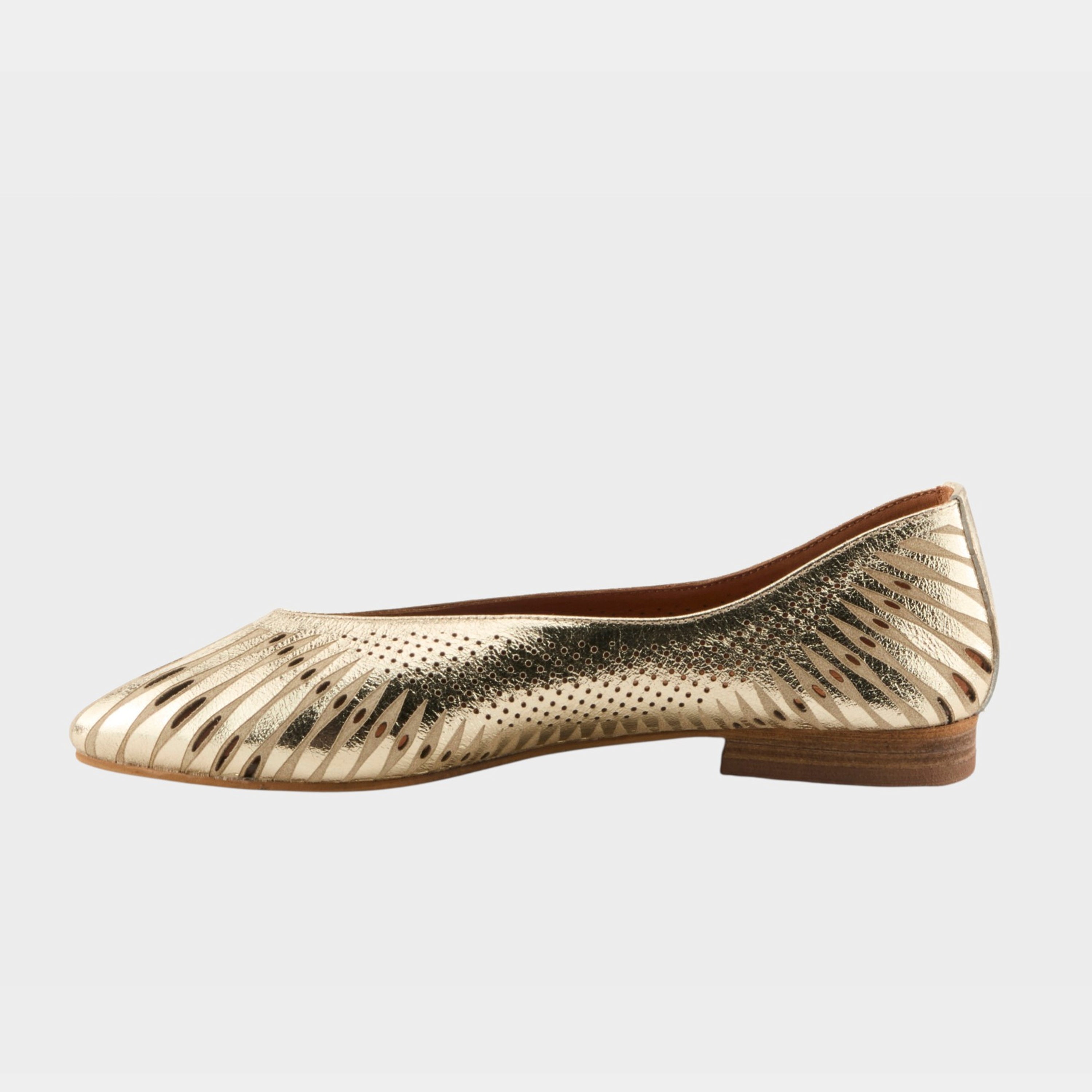 Spring Step Jovy Gold Shoe
