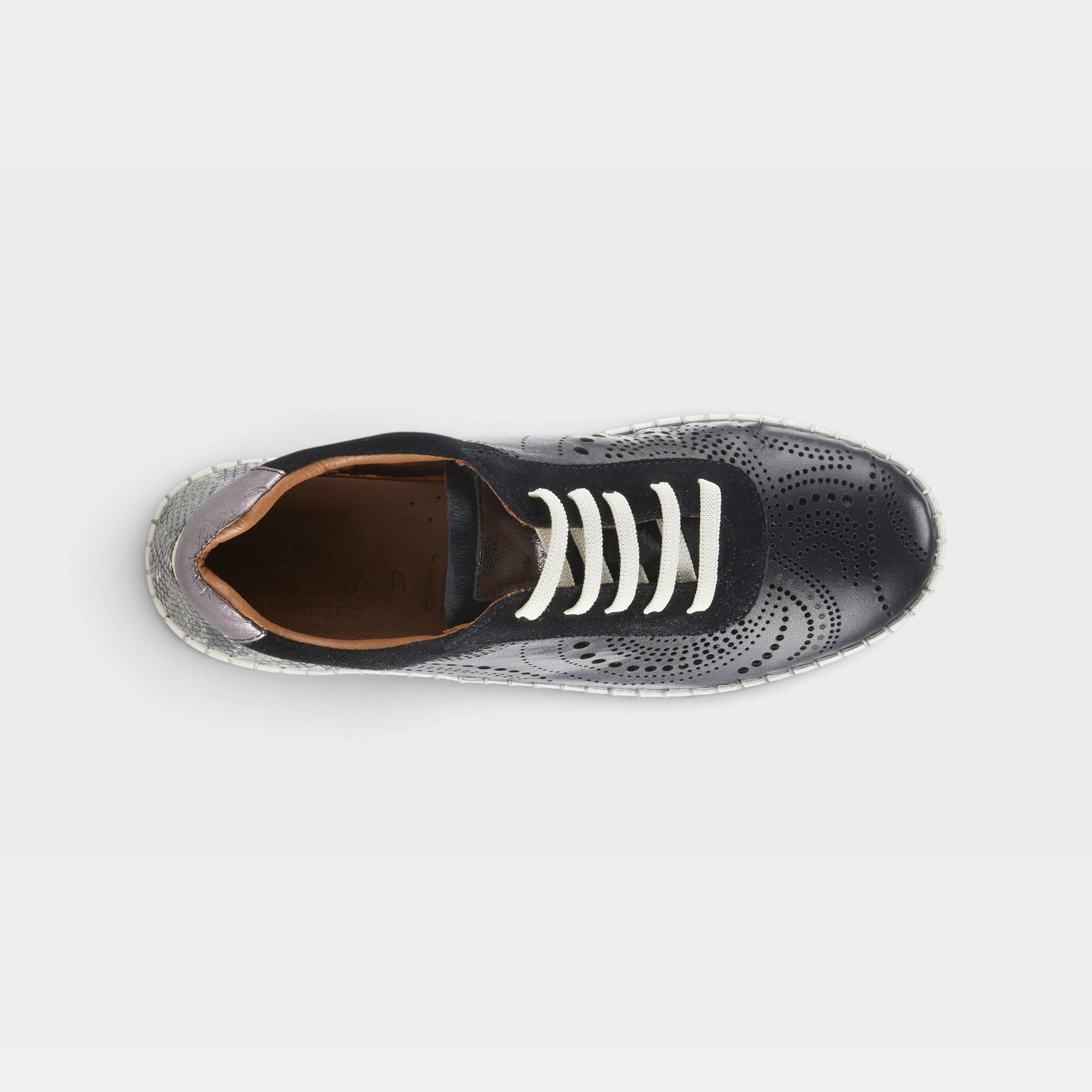 Spring Step Jumilla Black Sneaker