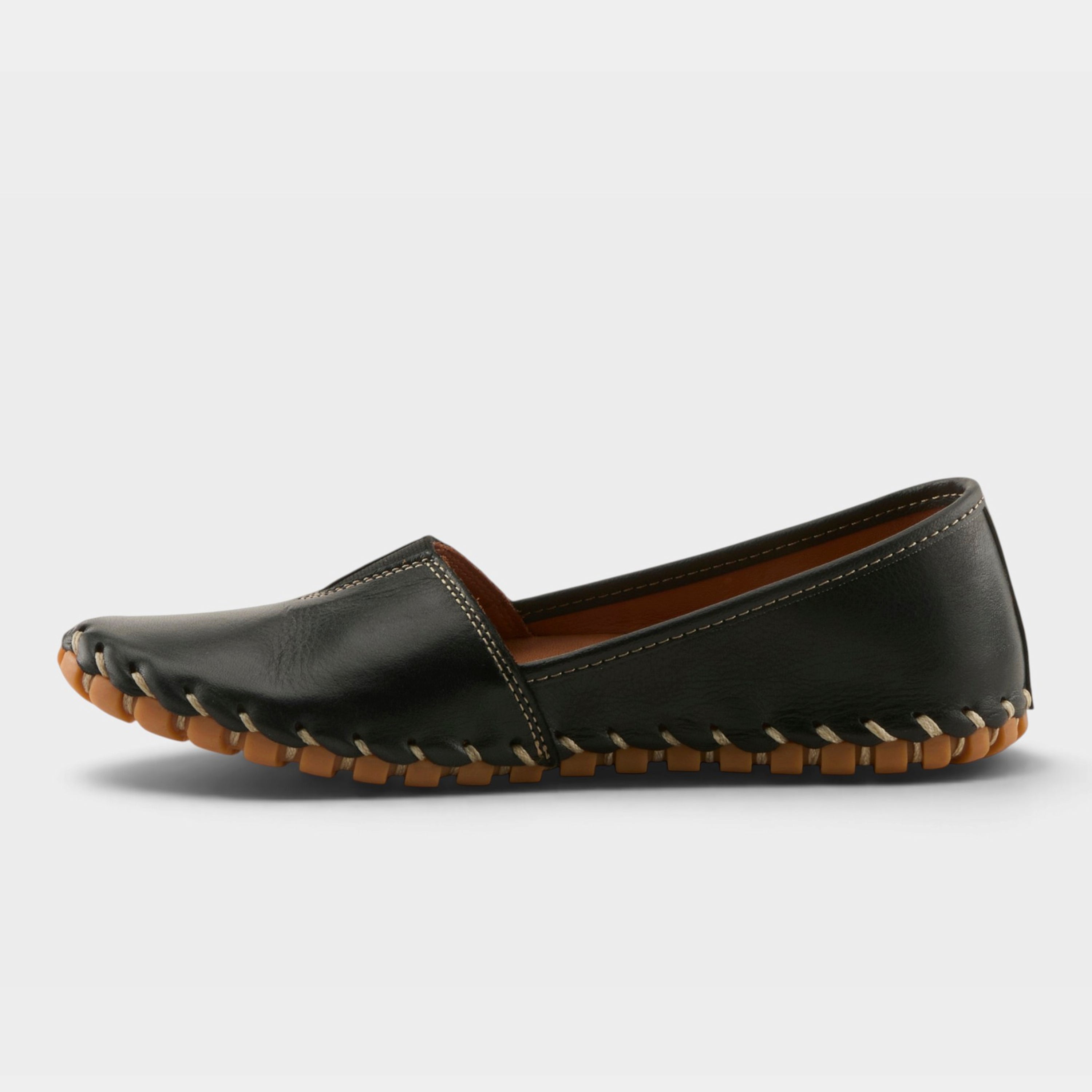 Spring Step Kathaleta Black Loafer