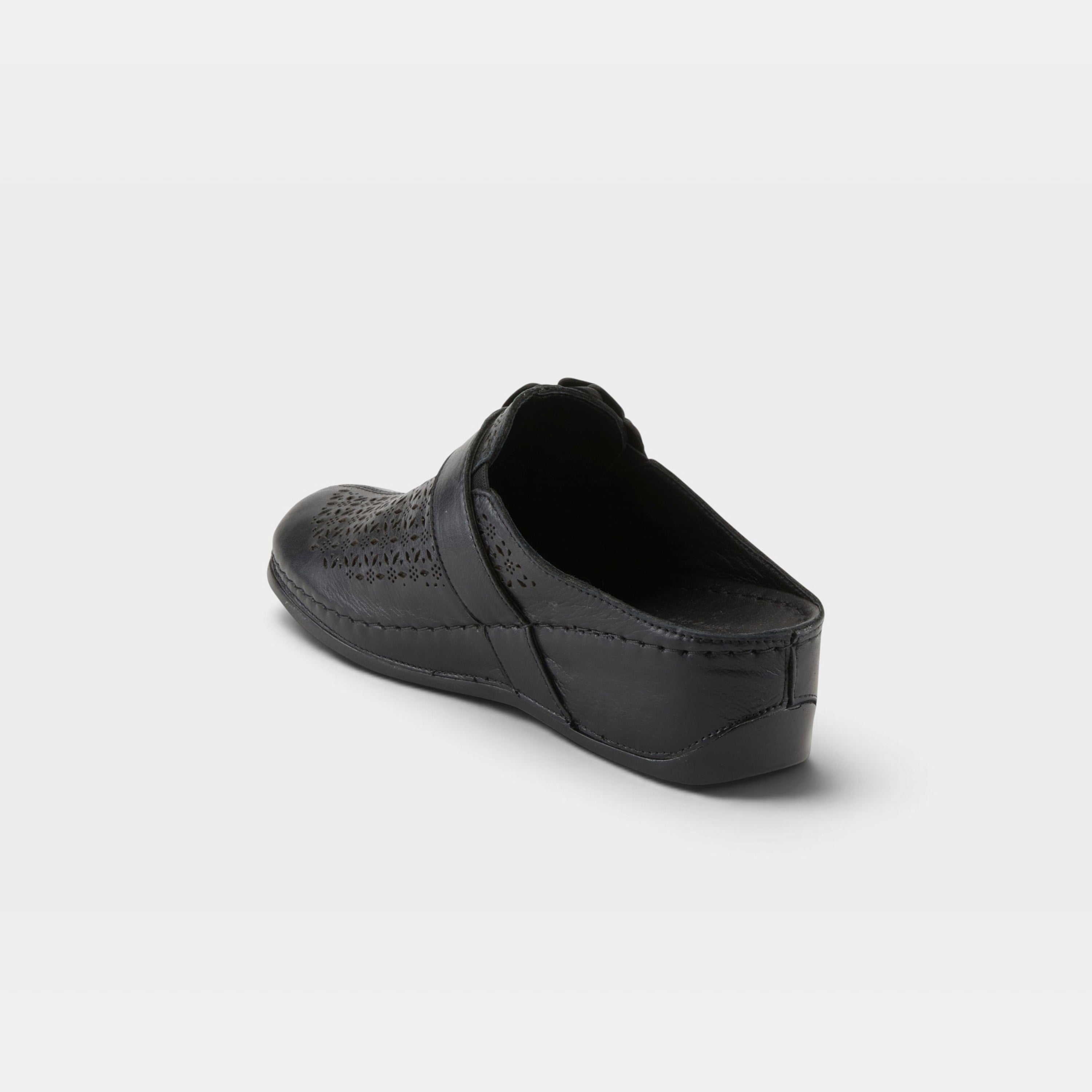 Spring Step Lilybean Black Clog