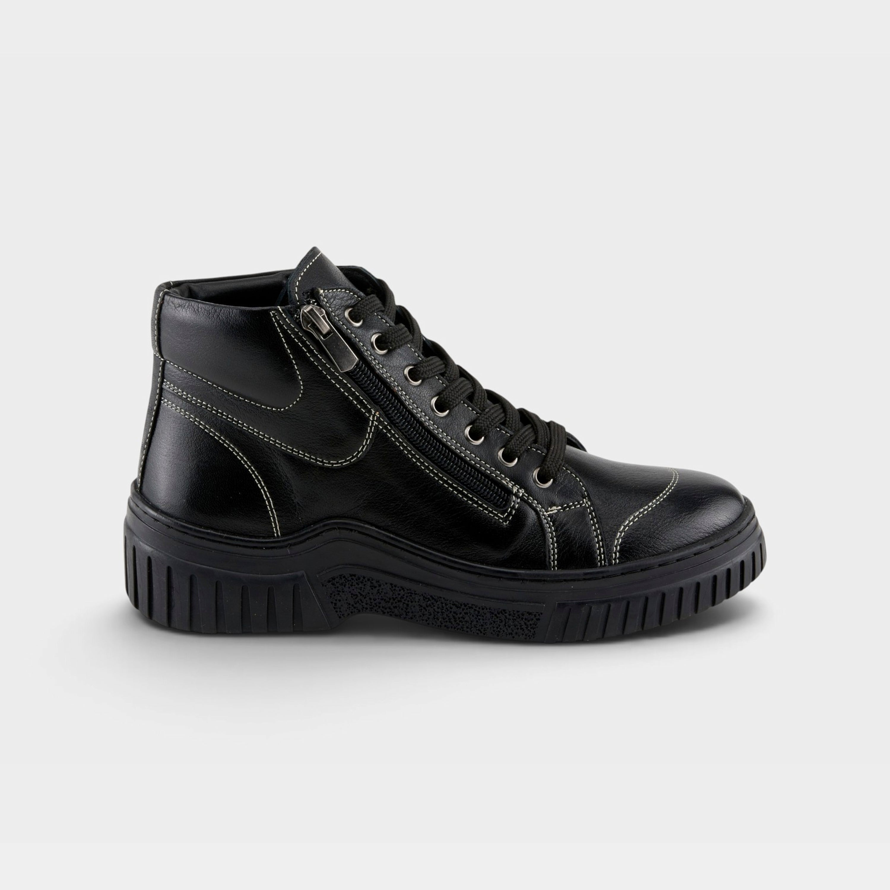 Spring Step Loeva Black Boot