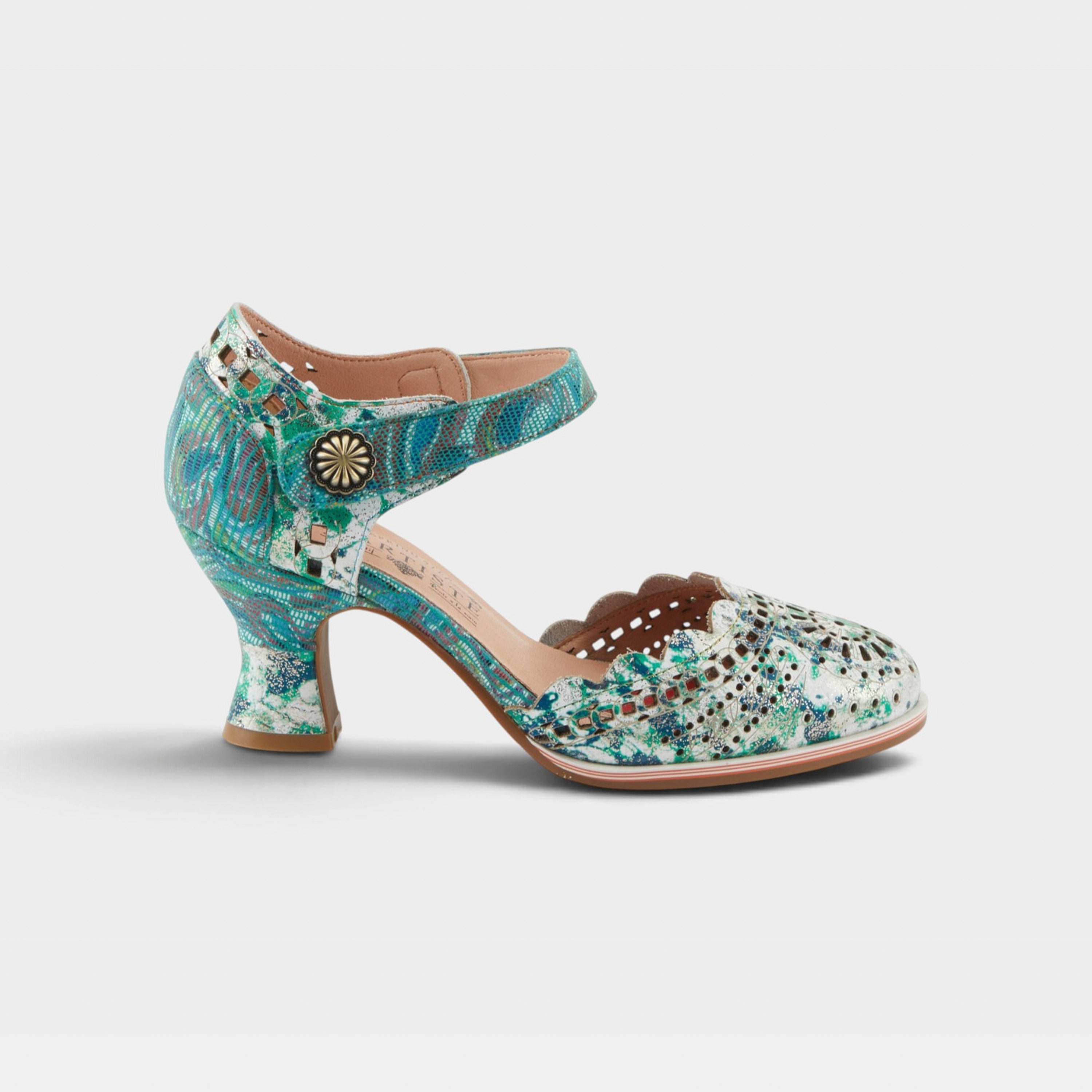 L'Artiste Luxe shoes in Green Multi, hero view