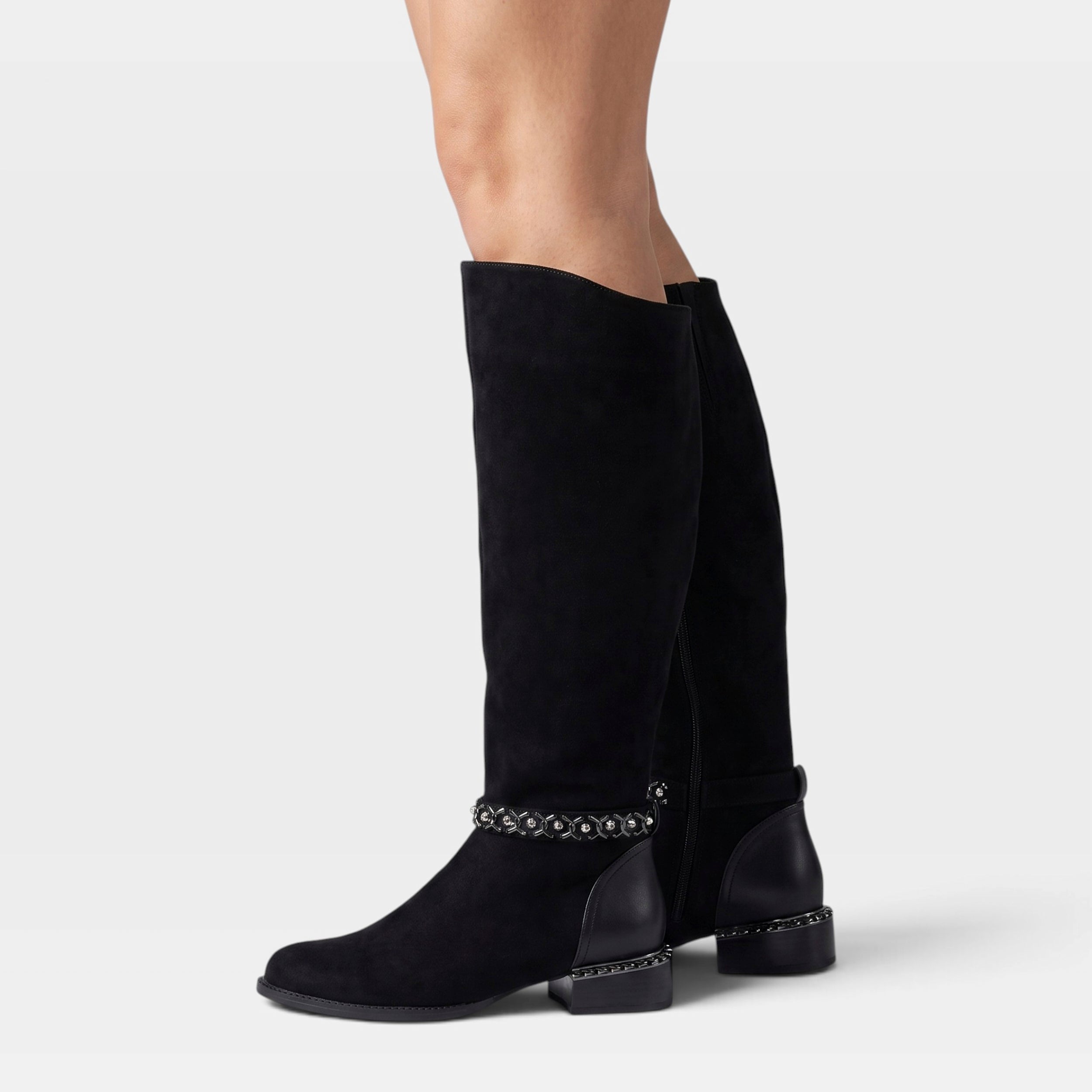 Azura Machino Black Boot