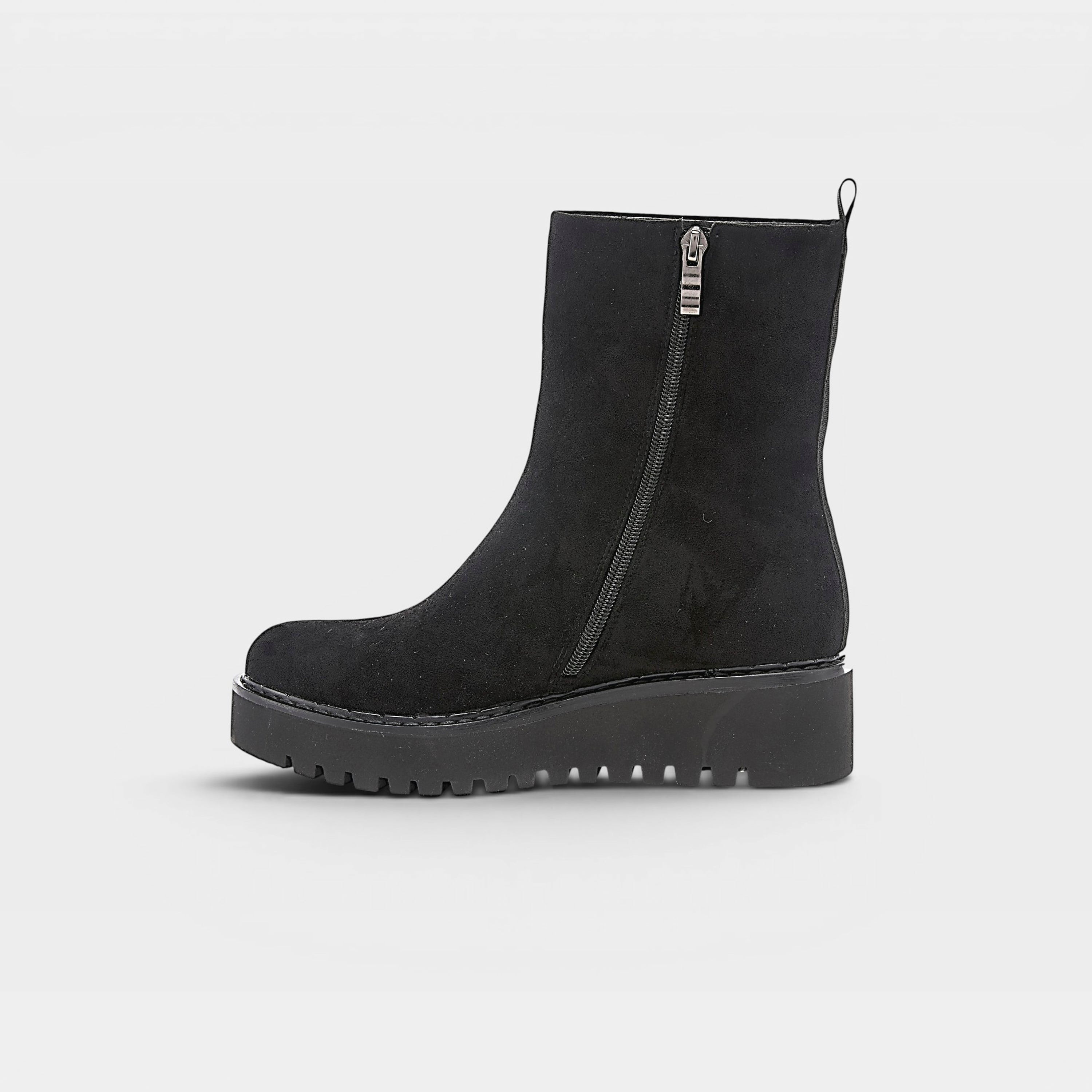 Azura Mendiapa Black Boot