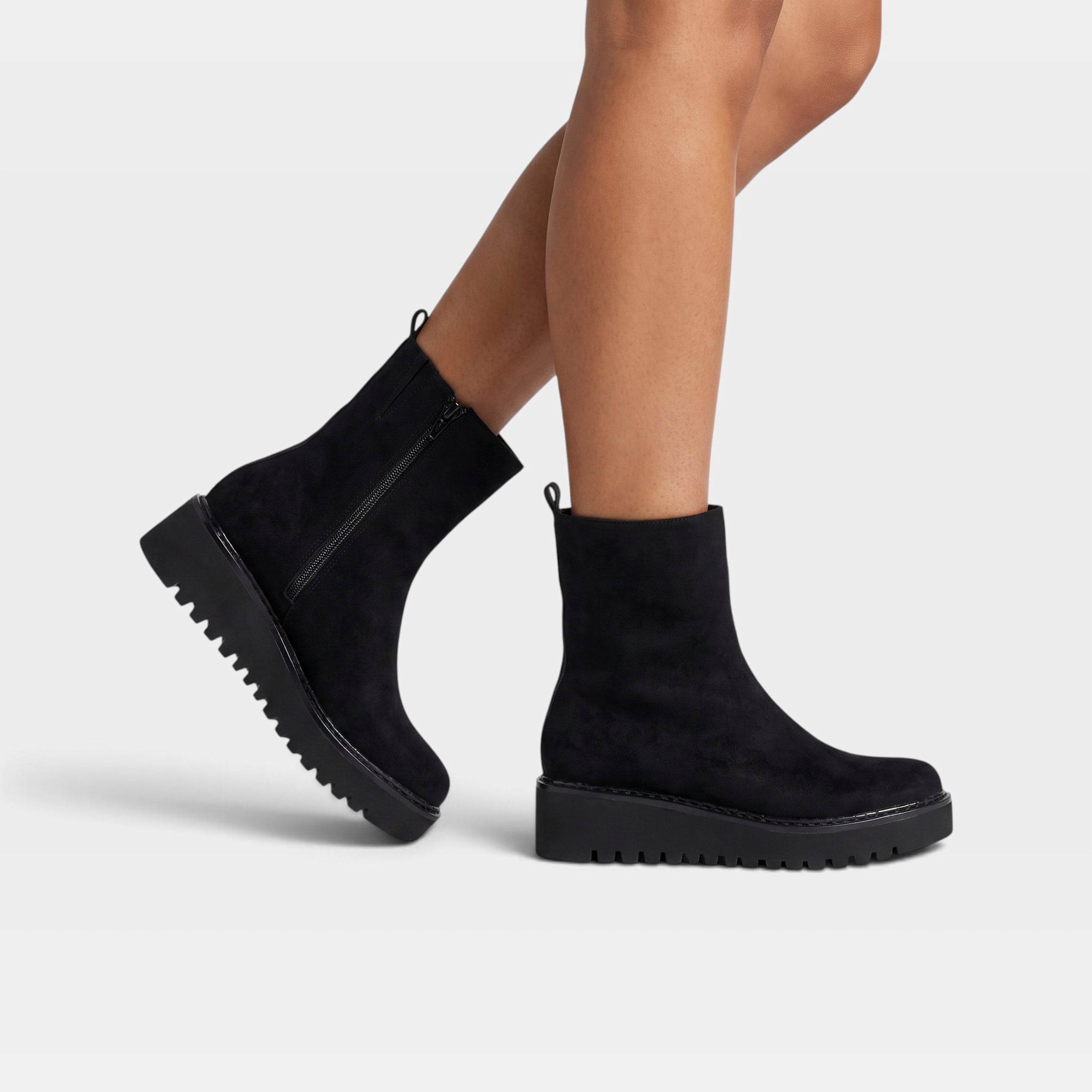 Azura Mendiapa Black Boot