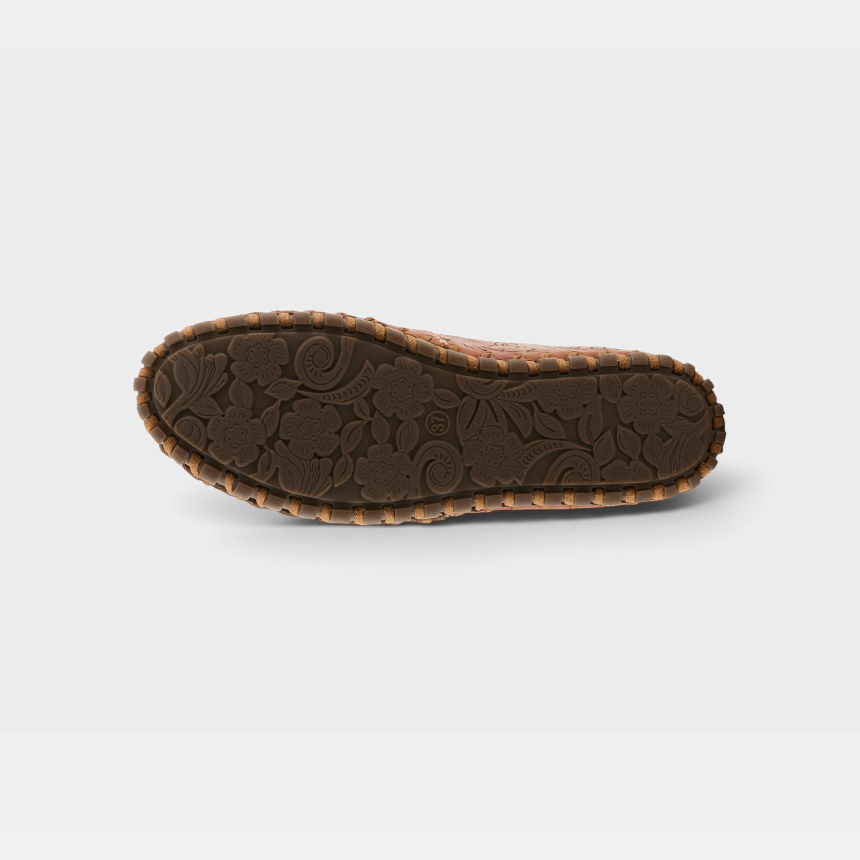 L'Artiste Modesty shoes in Camel Multi, outsole view