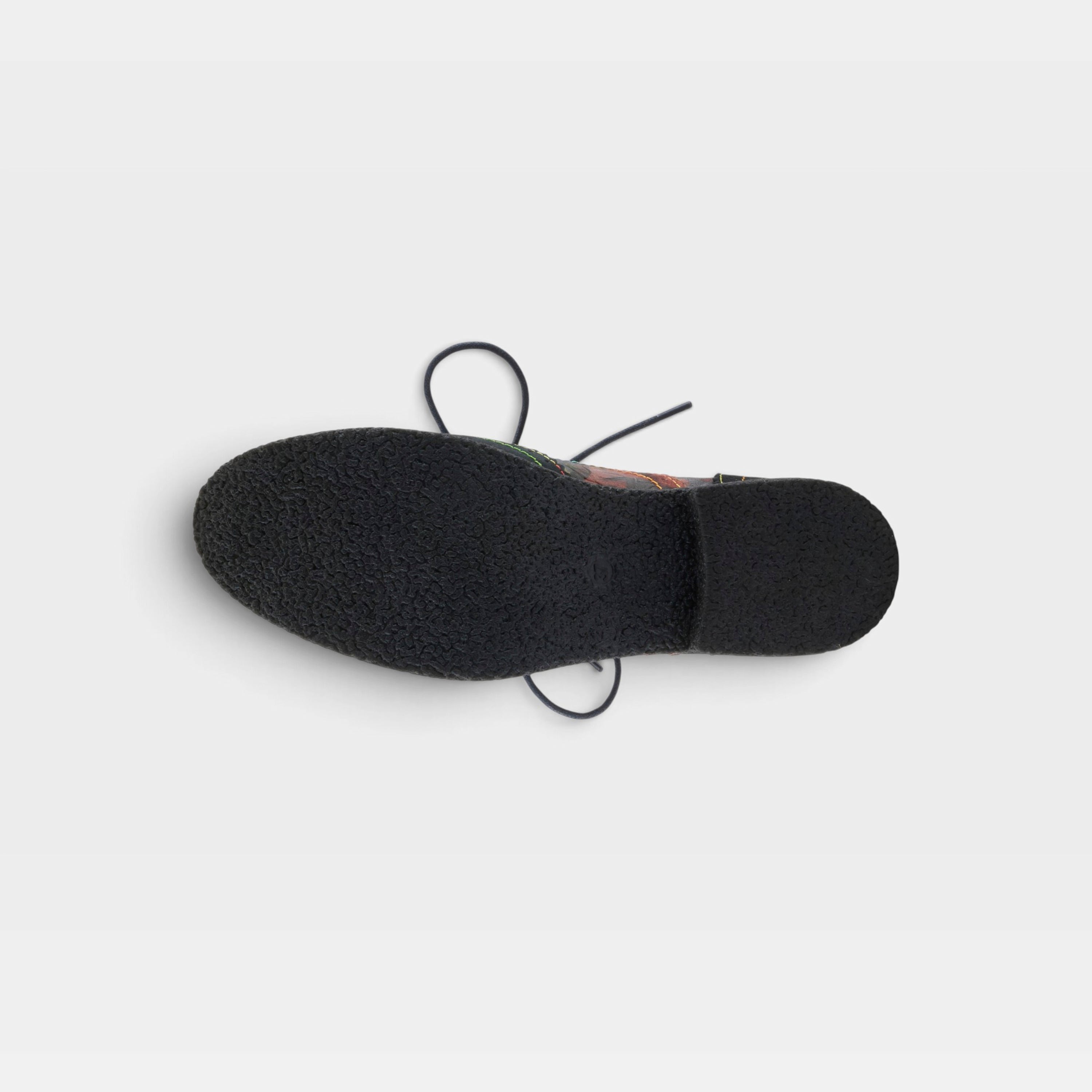 L'Artiste Muggiasti-Vinty shoes in Black Multi, outsole view