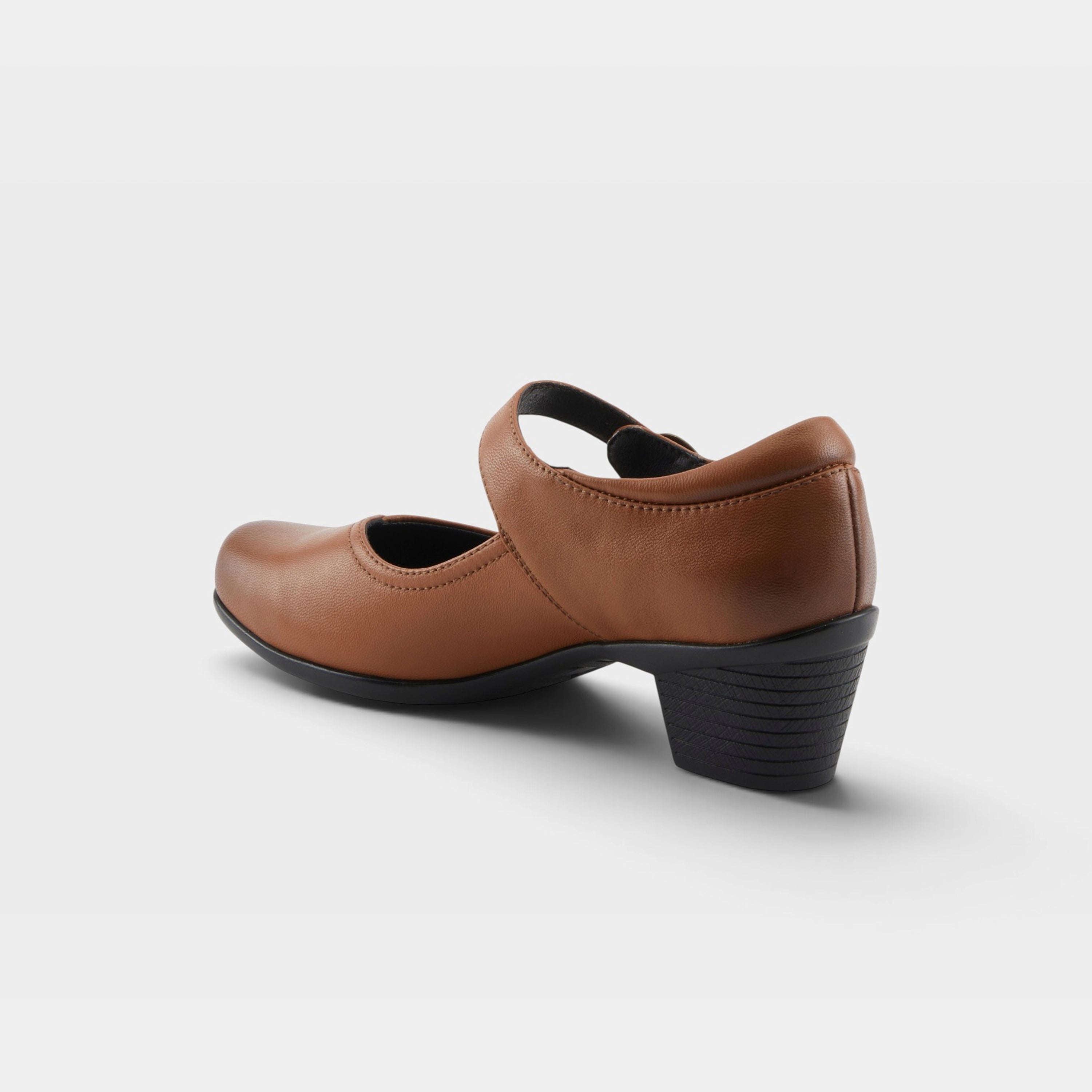 Spring Step Nalu Camel Casual Shoe