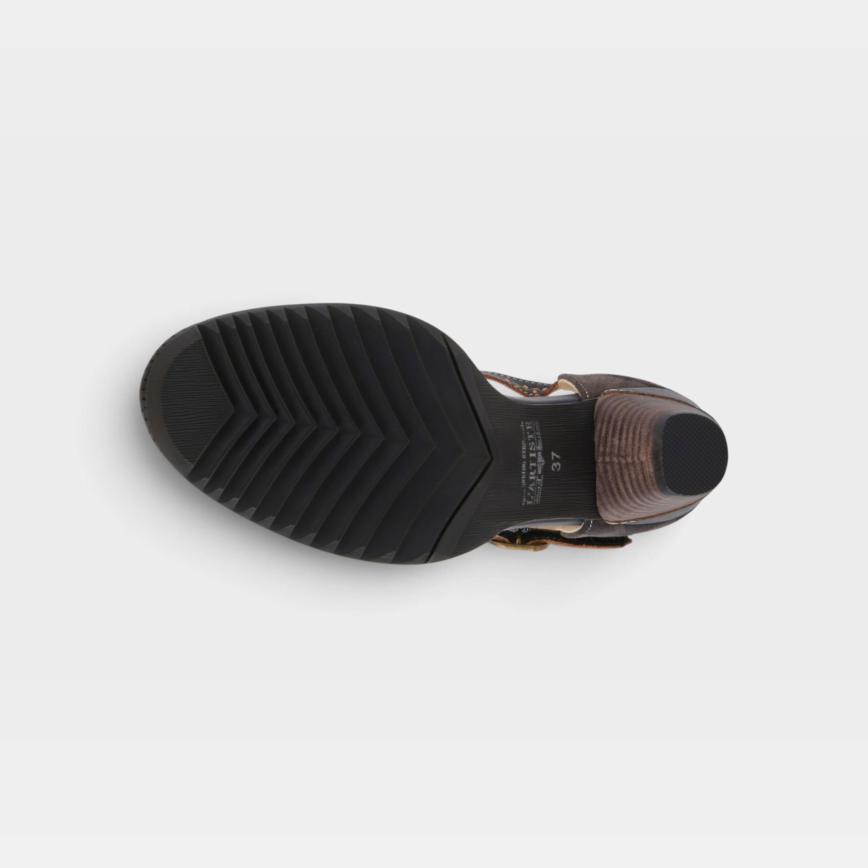 L'Artiste Parchelle Mary Jane shoes in Black, outsole view