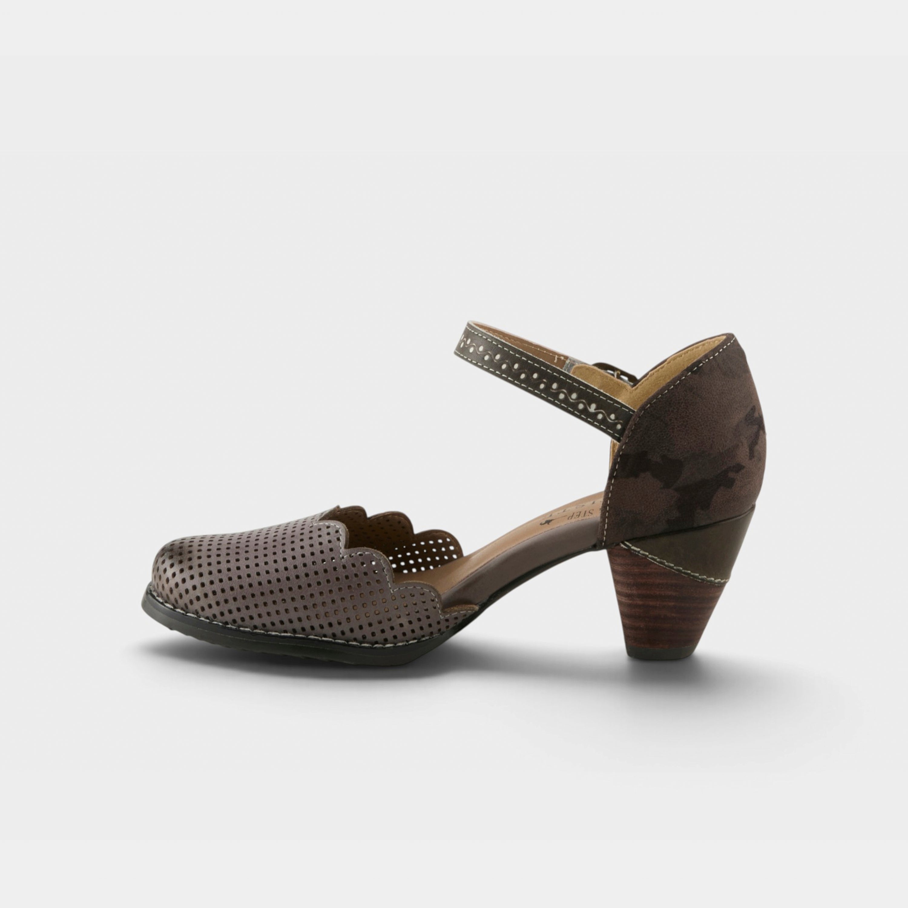 L'Artiste Parchelle Mary Jane shoes in Grey, side view