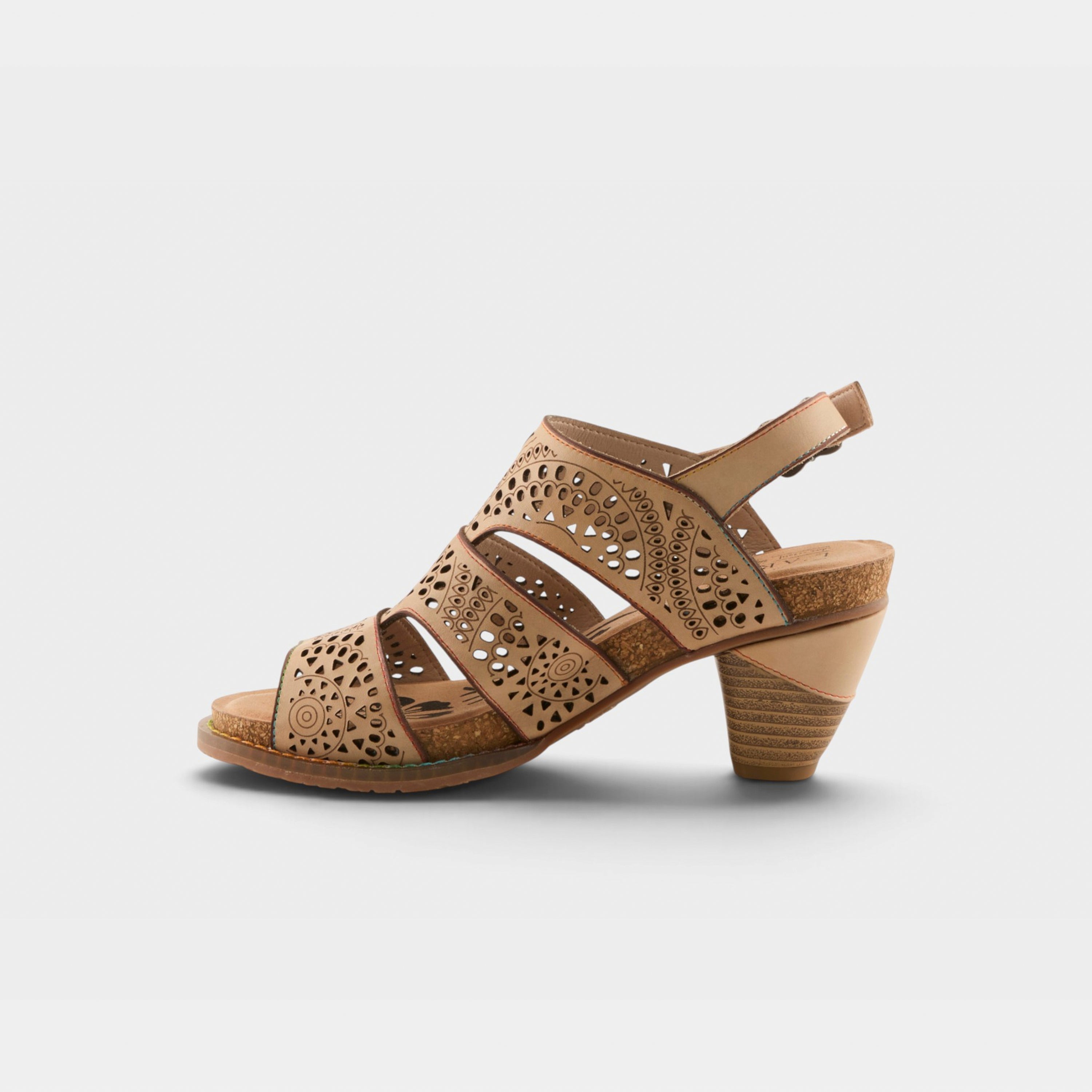 L'Artiste Perfdfection sandals in Light Tan, side view