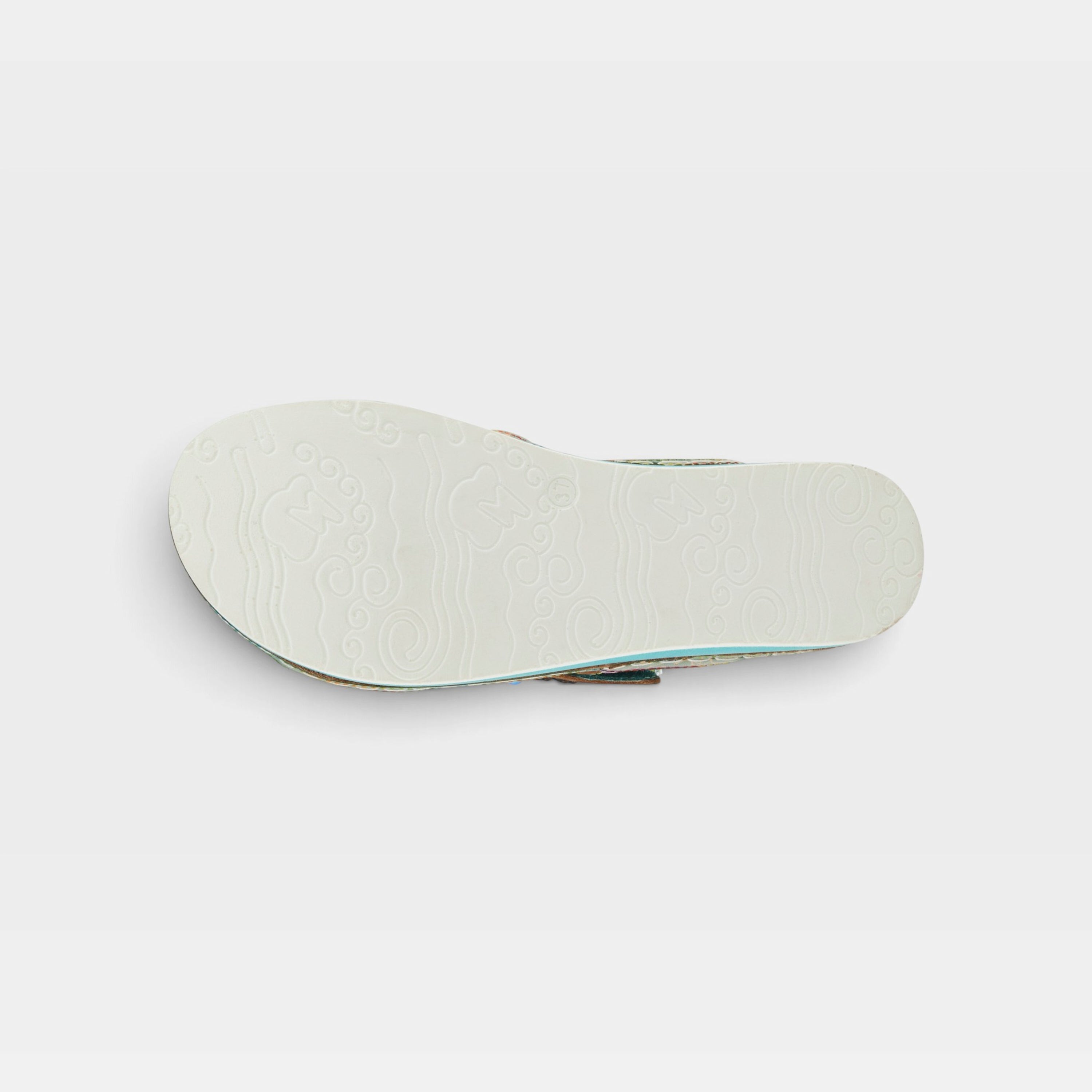 L'Artiste Pillow-Soft sandals in Mint Green Multi, outsole view