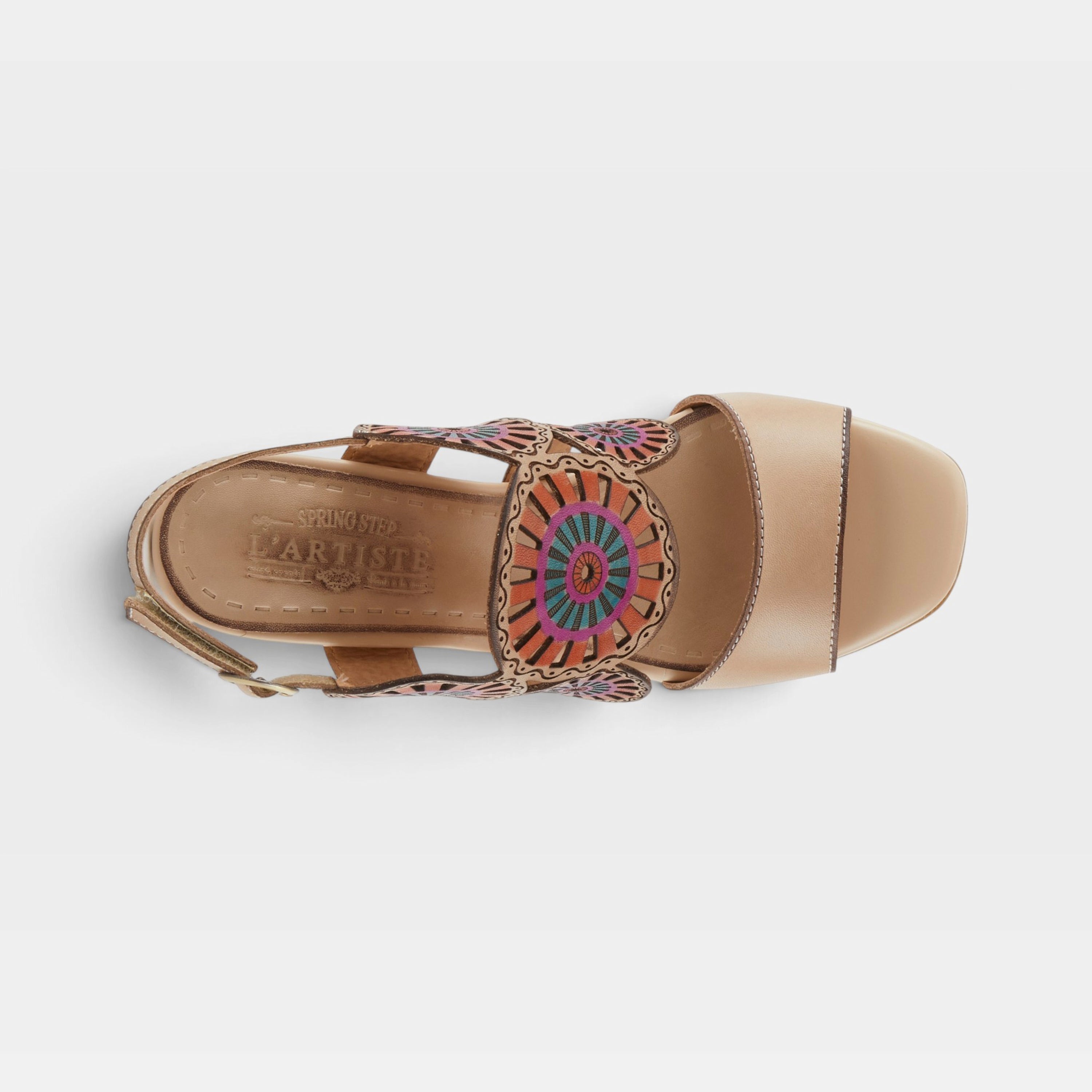 L'Artiste Pinwheel sandals in Beige, top view