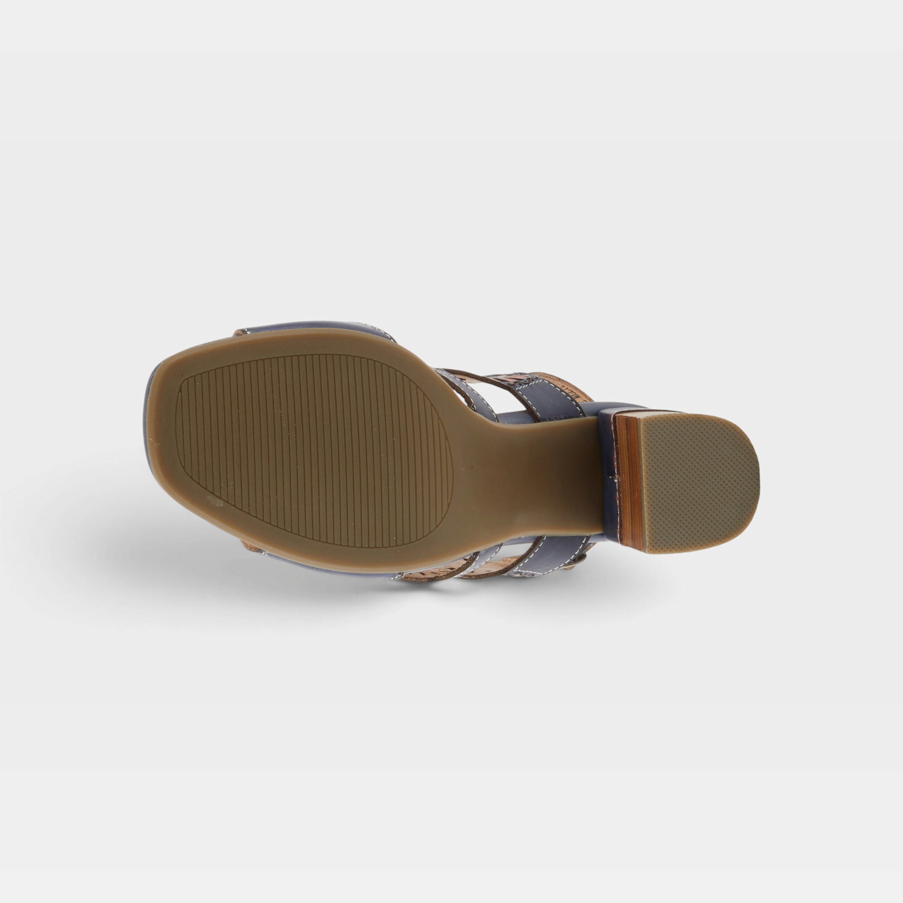 L'Artiste Pinwheel sandals in Blue, outsole view