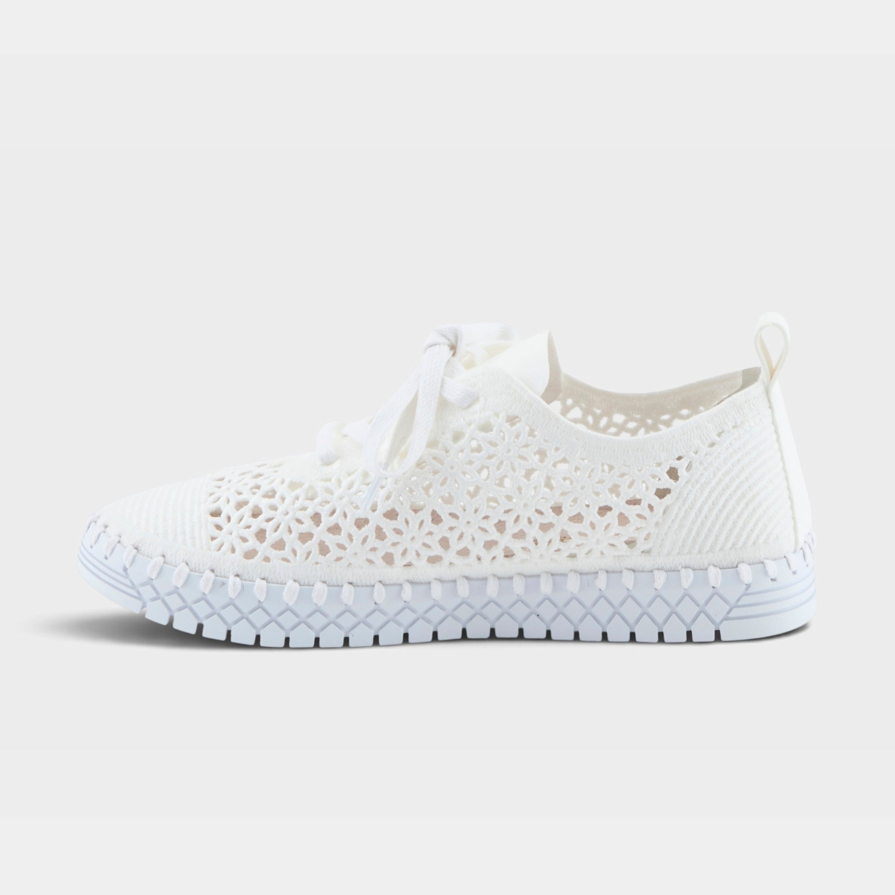 Patrizia Seabreze White Shoe