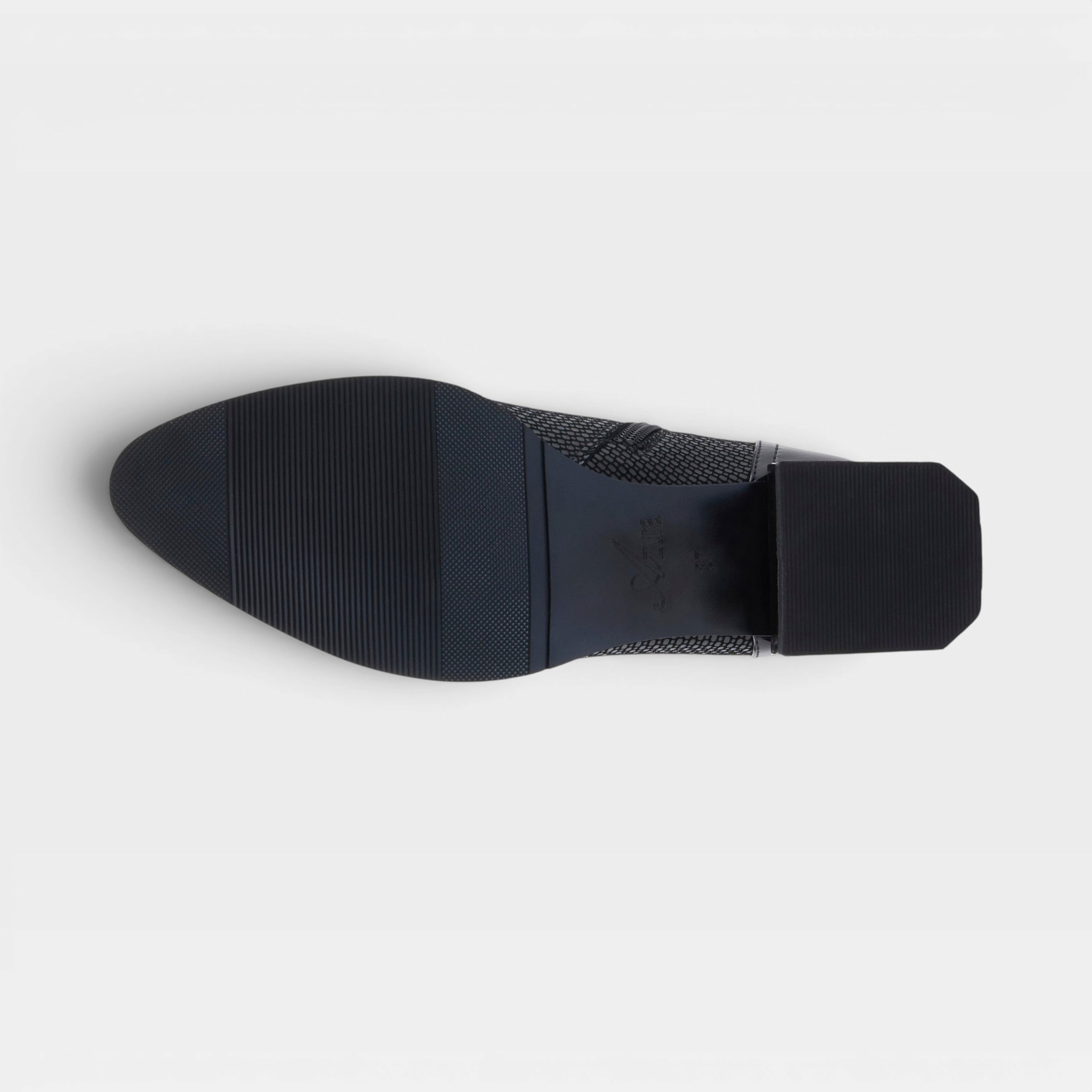Azura Shelbi Black Patent Boot