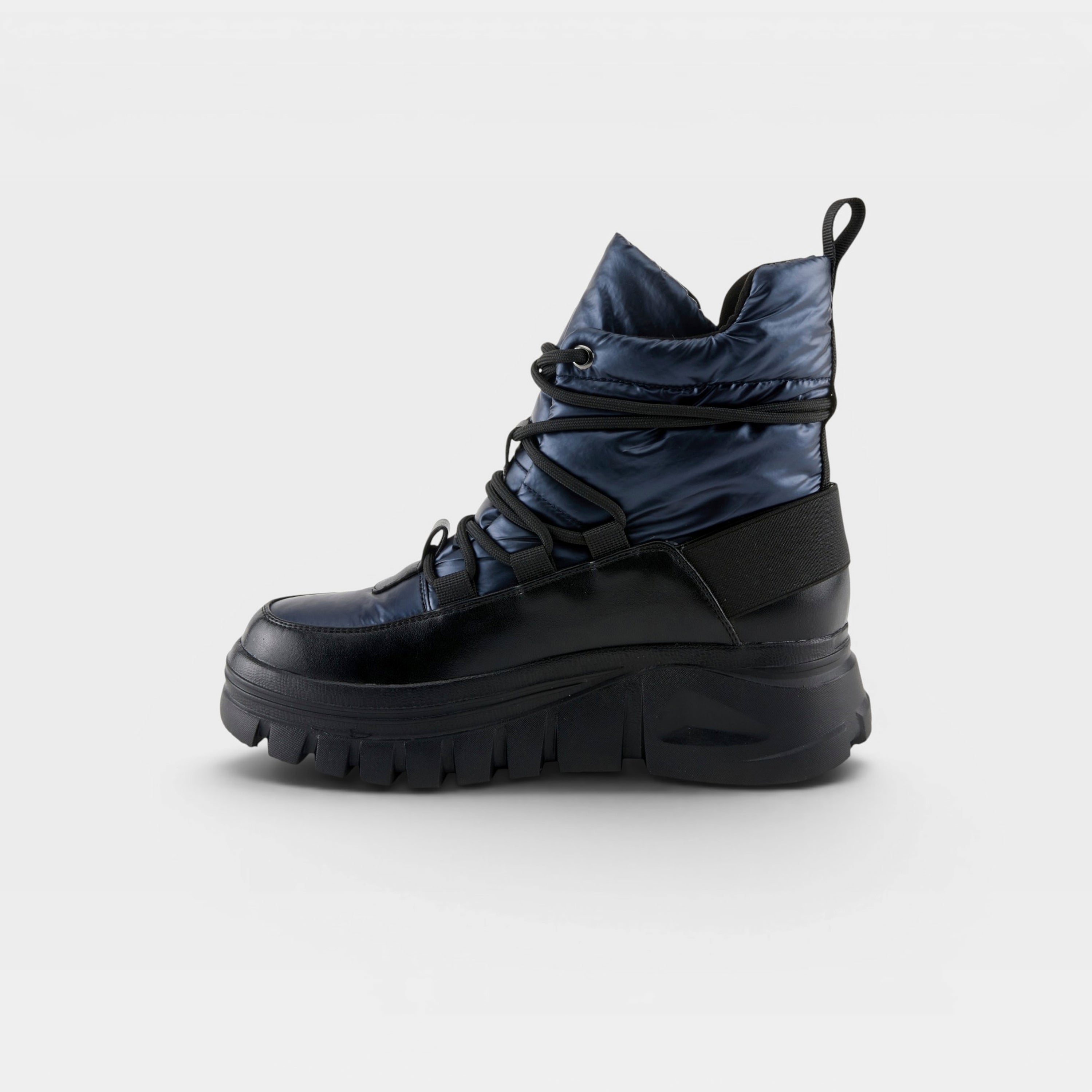 Azura Snowstorm Navy Multi Boot