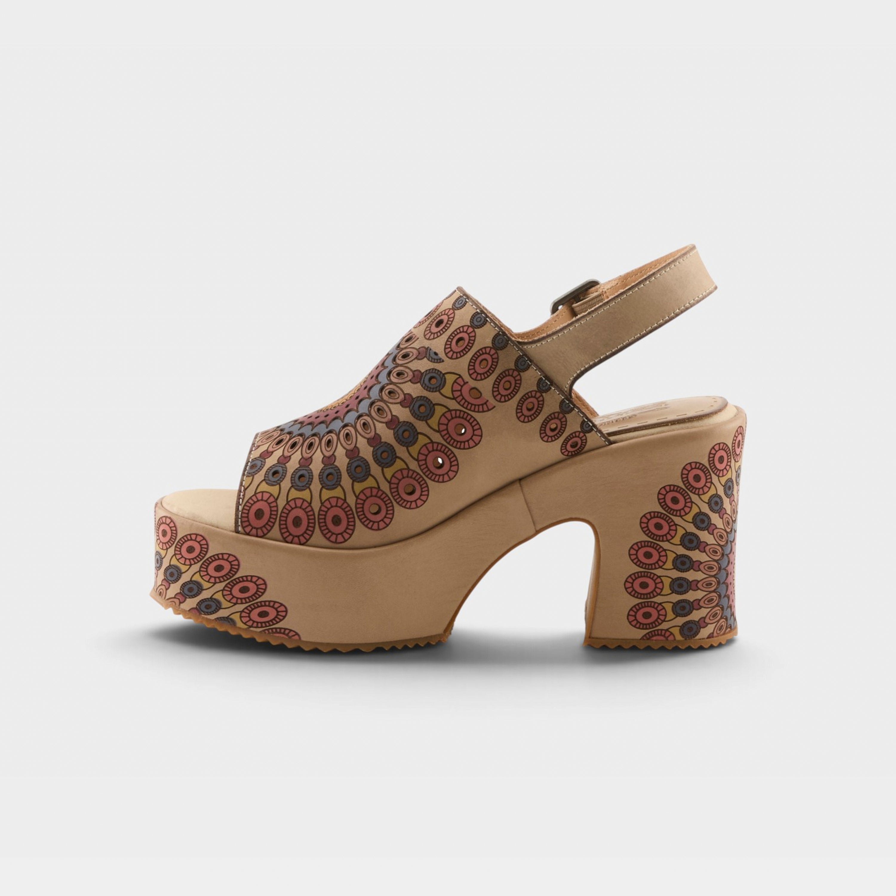 L'Artiste Stevienix sandals in Beige Multi, side view