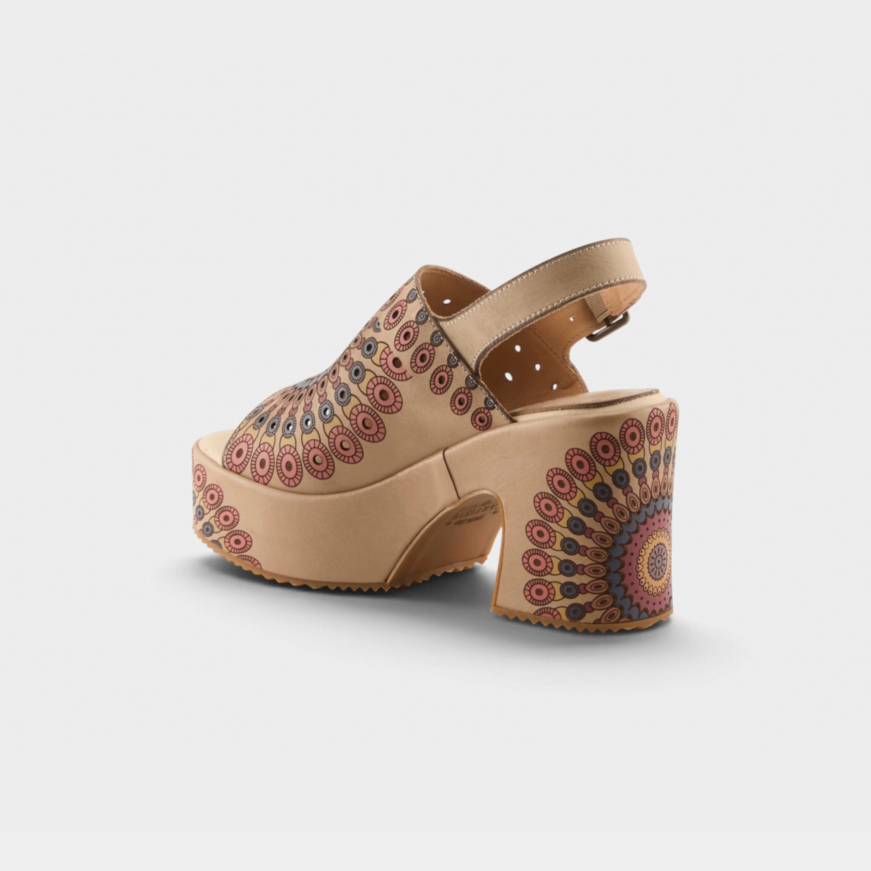 L'Artiste Stevienix sandals in Beige Multi, alternate angle view