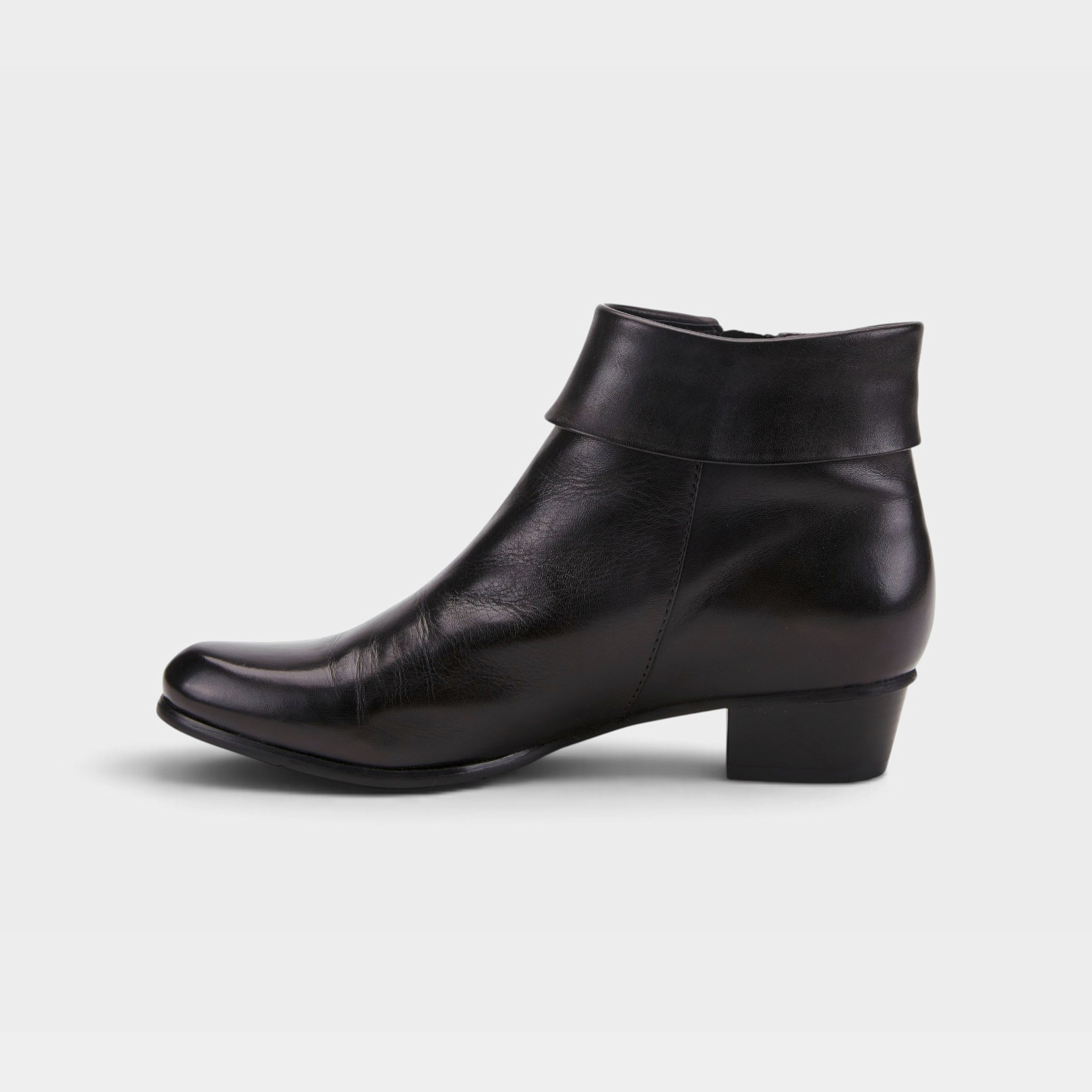 Spring Step Stockholm Black Boot