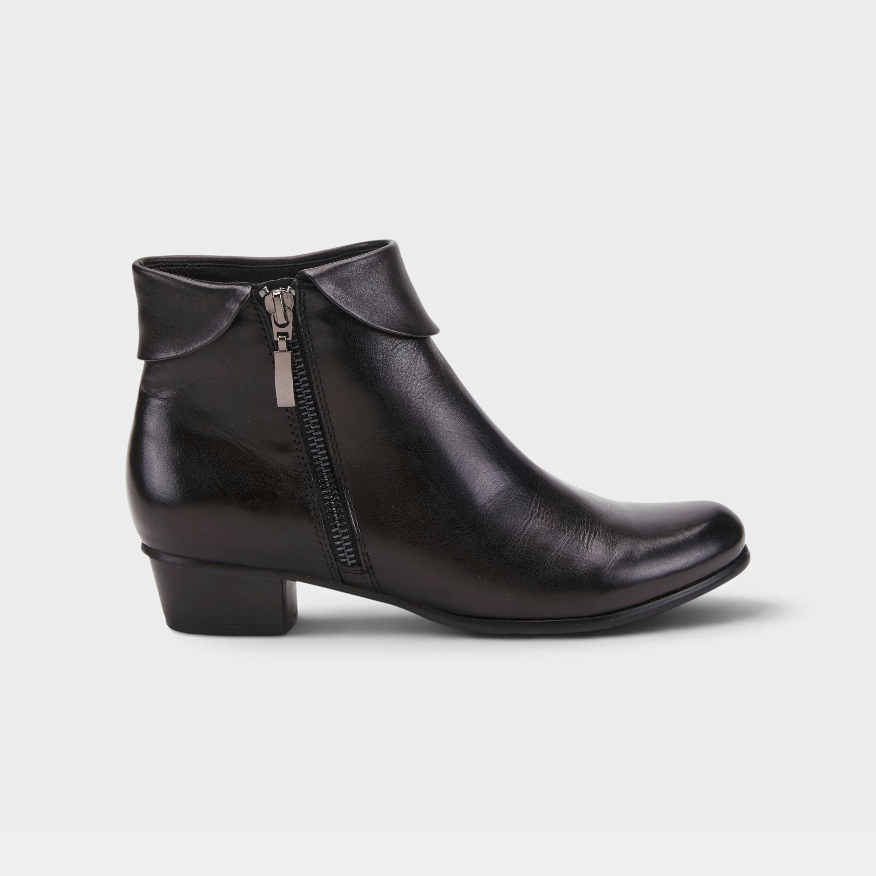 Spring Step Stockholm Black Boot