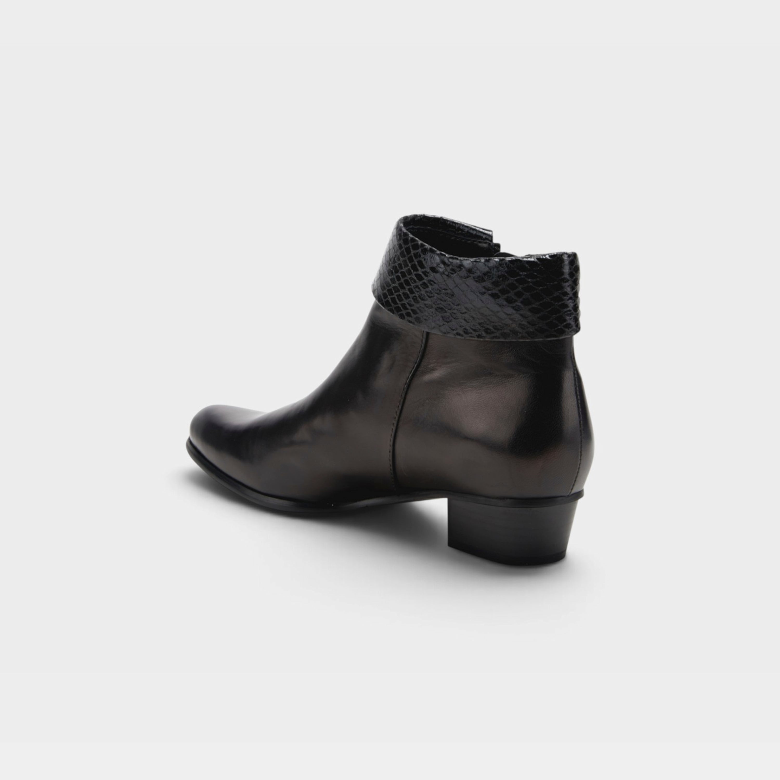 Spring Step Stockholm Black Multi Boot