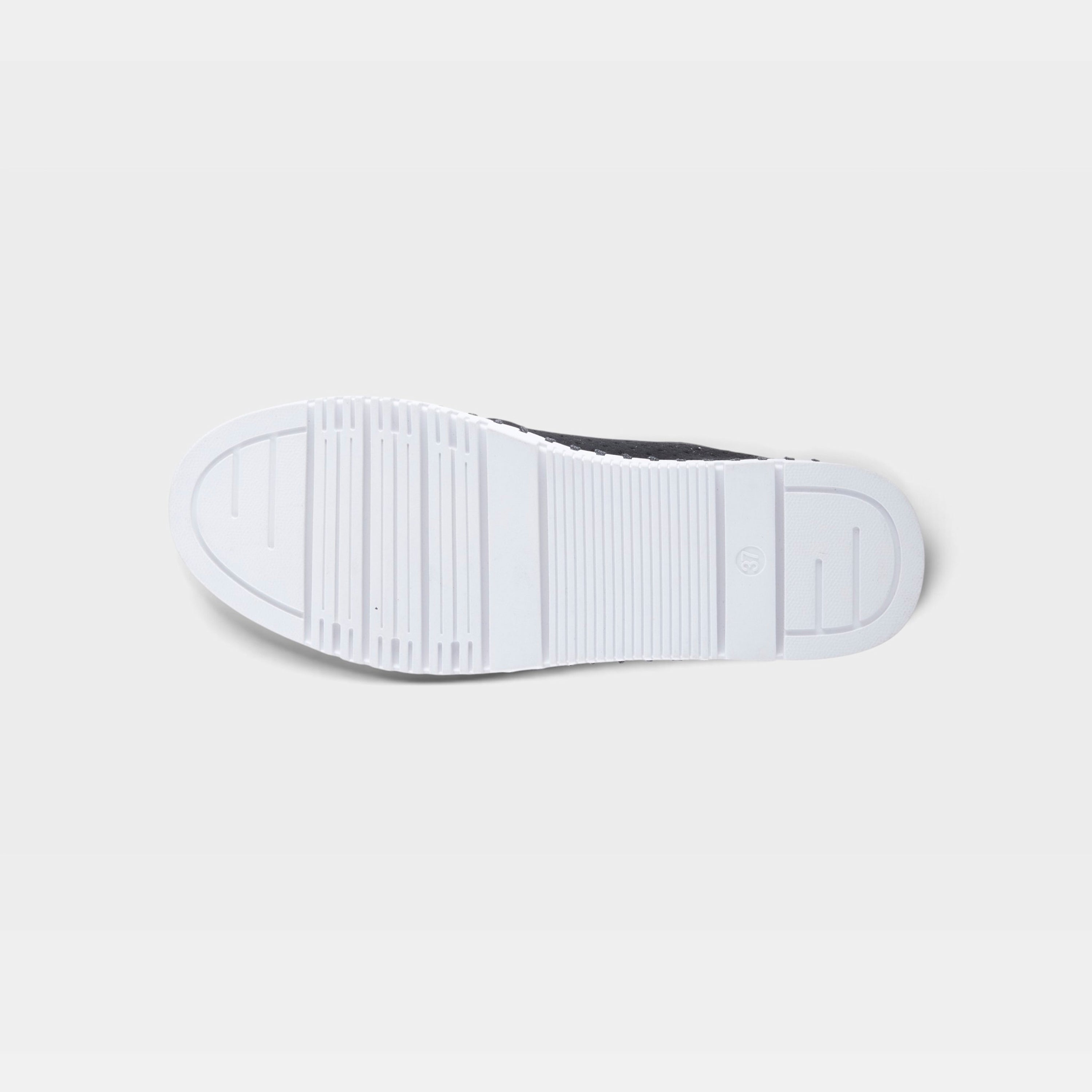 Patrizia Surfie Black Shoe