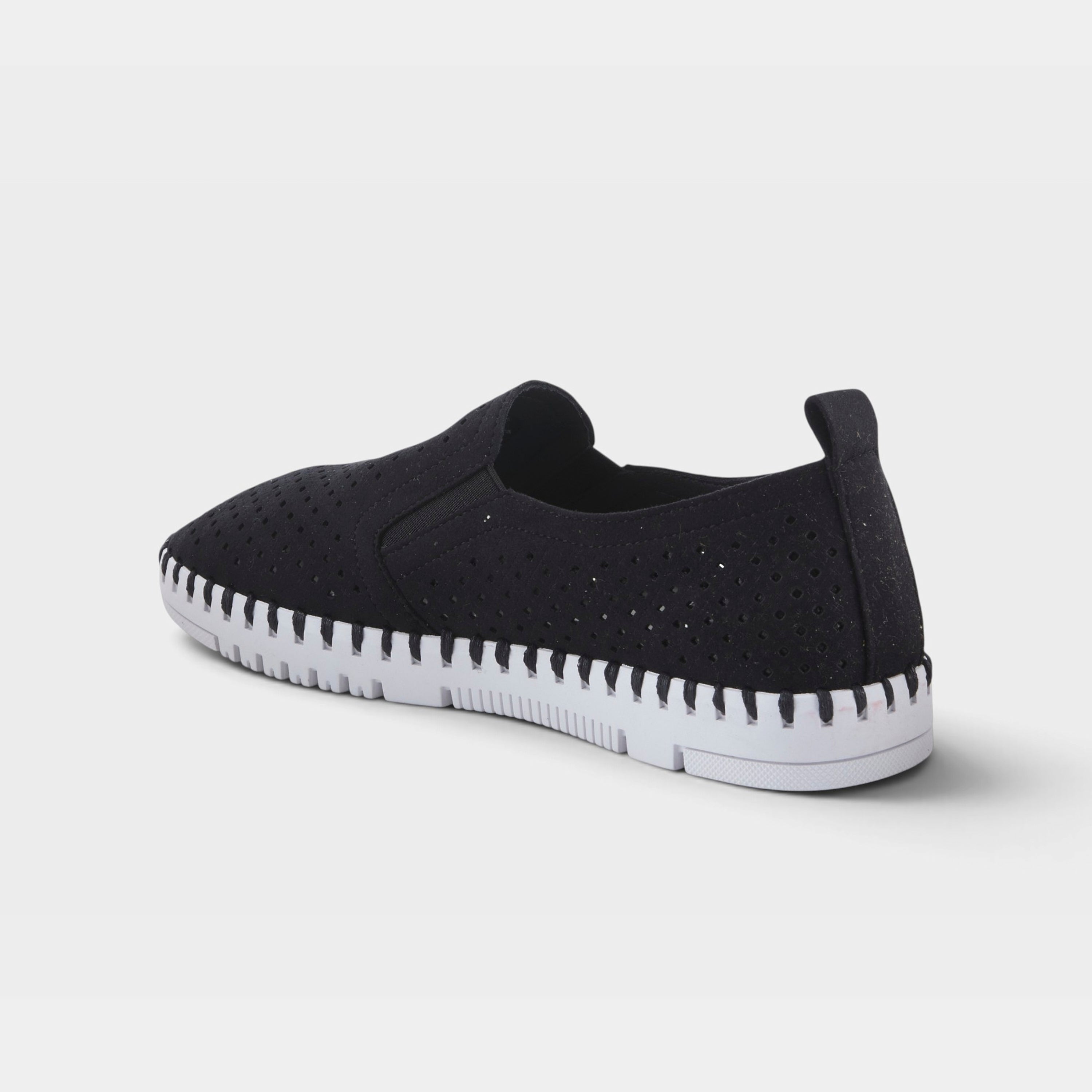 Patrizia Surfie Black Shoe