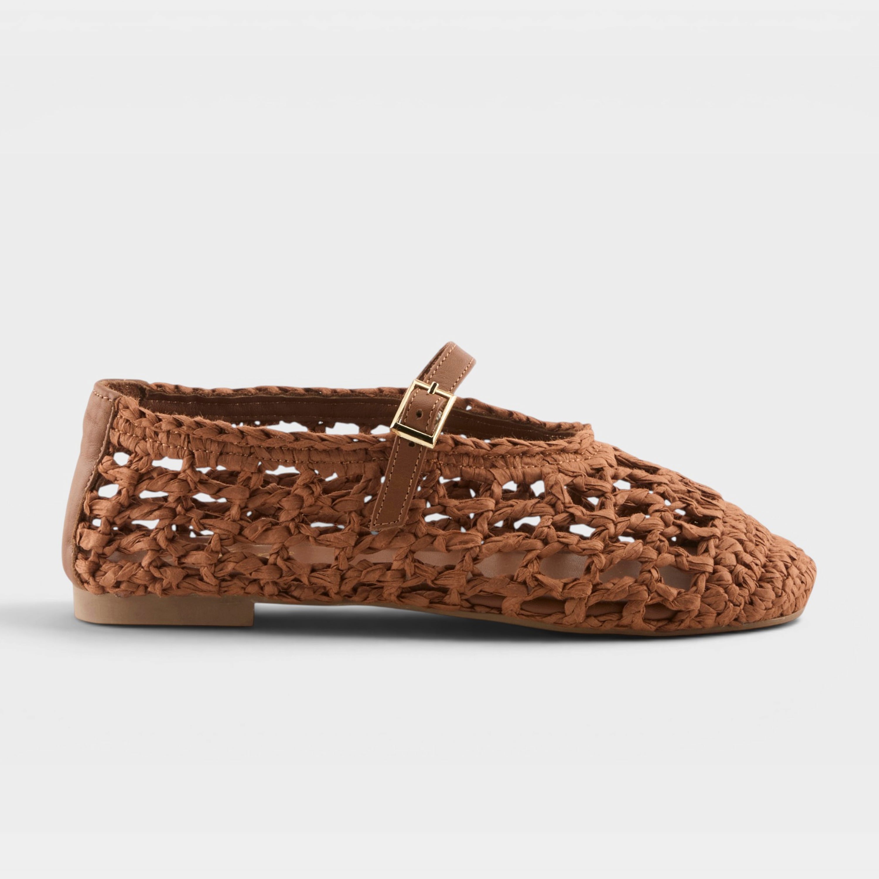 Azura Thevineyard Brown Shoe