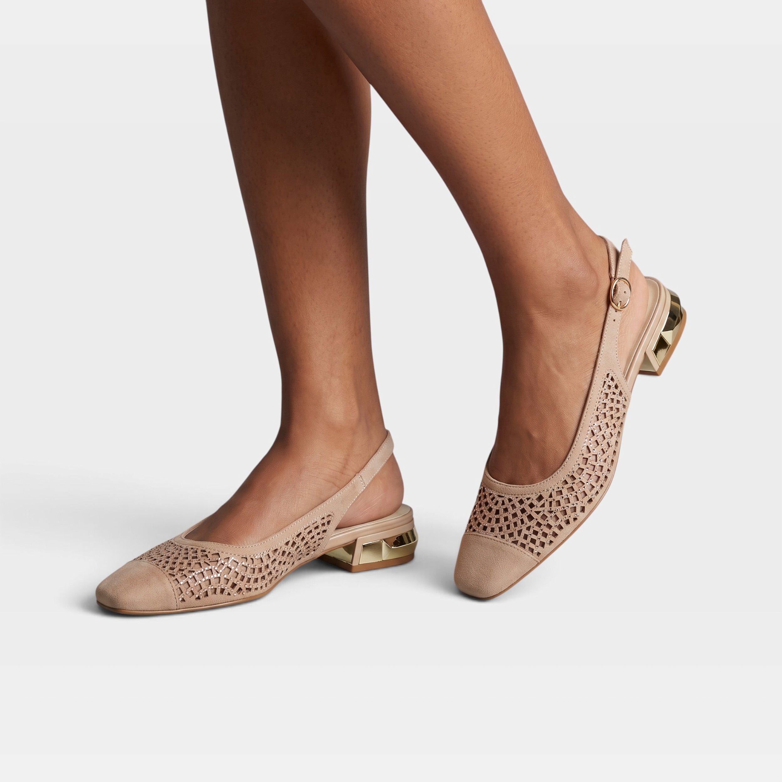 Azura Tiffanied Beige Shoe