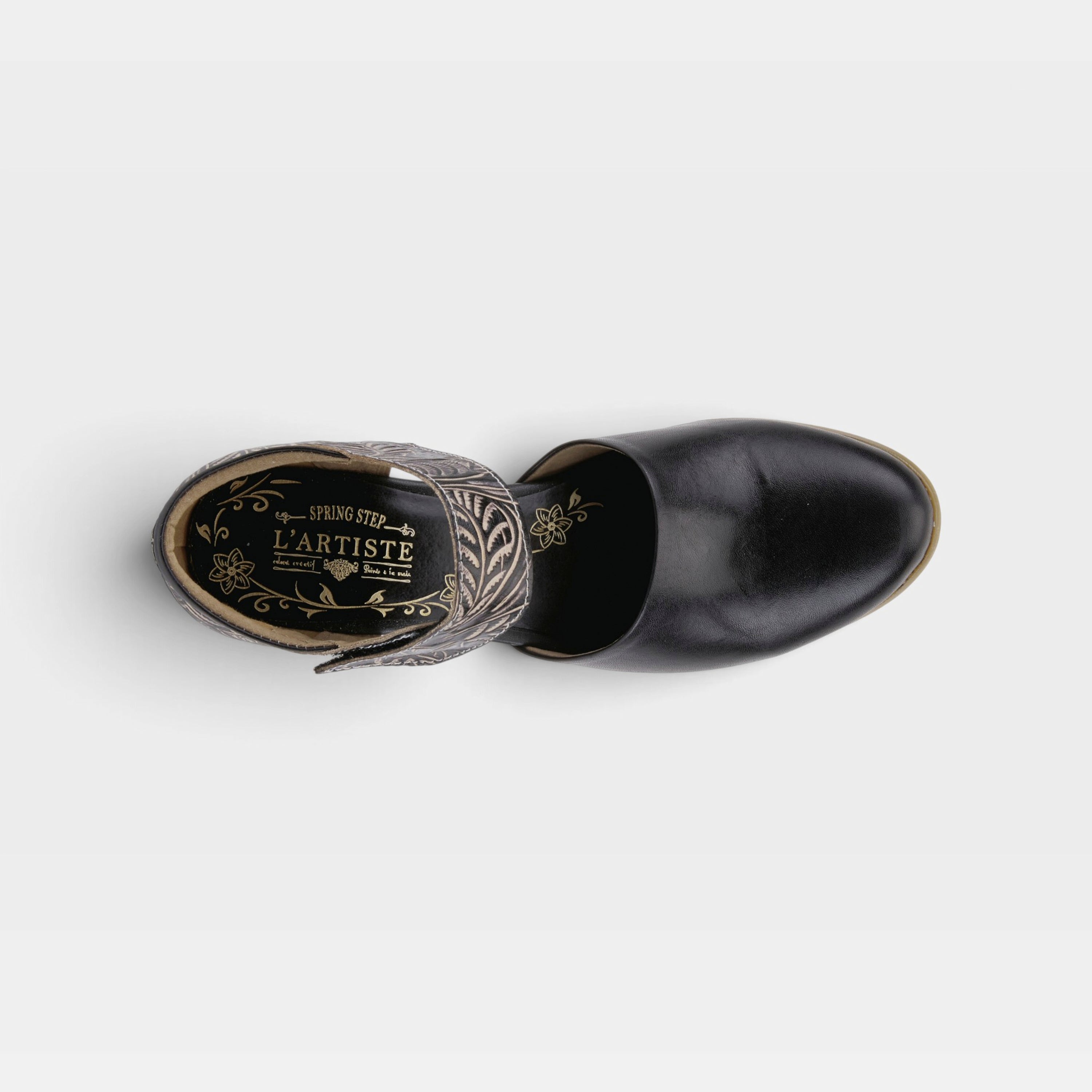 L'Artiste Toolie shoes in Black, top view