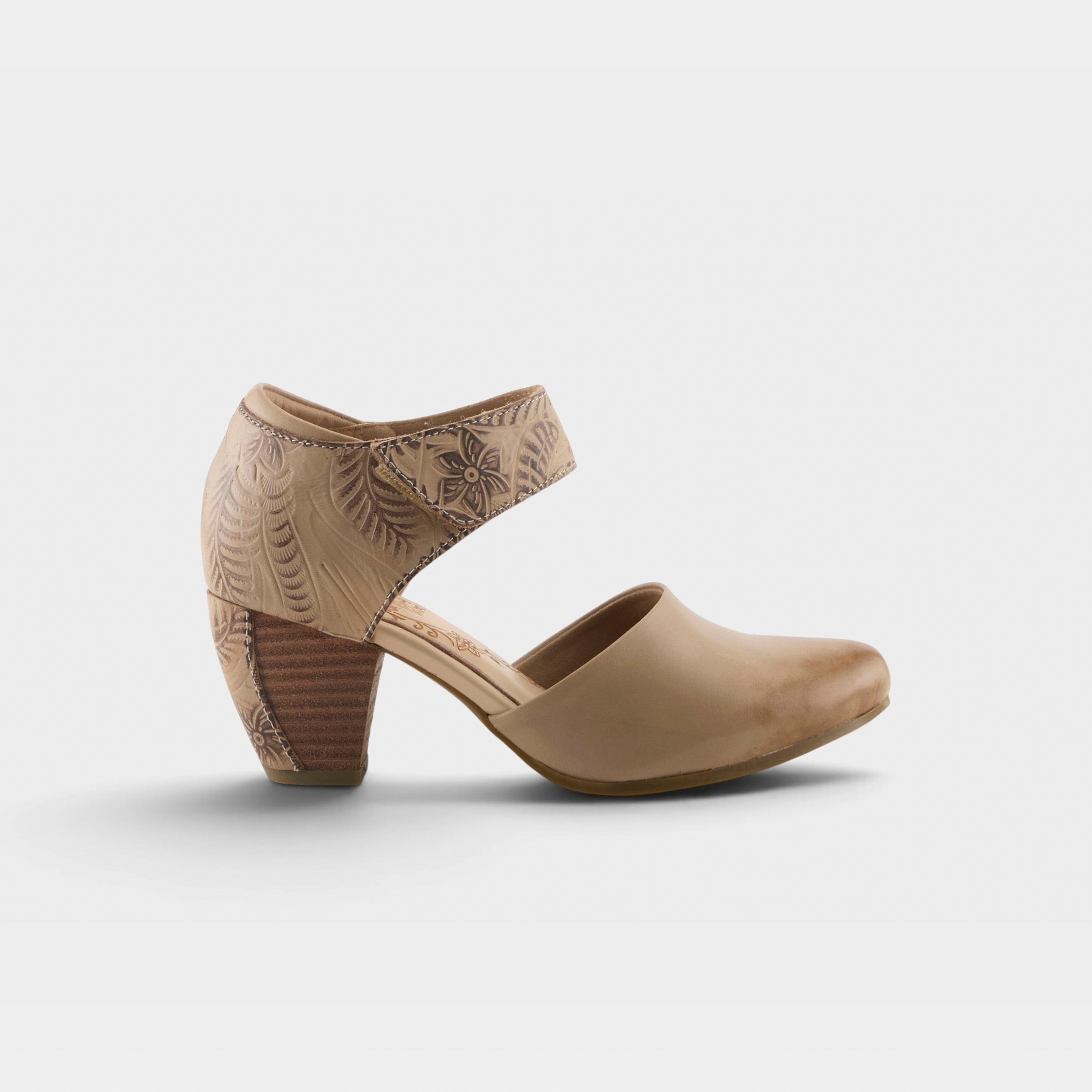 L'Artiste Toolie shoes in Beige, hero view