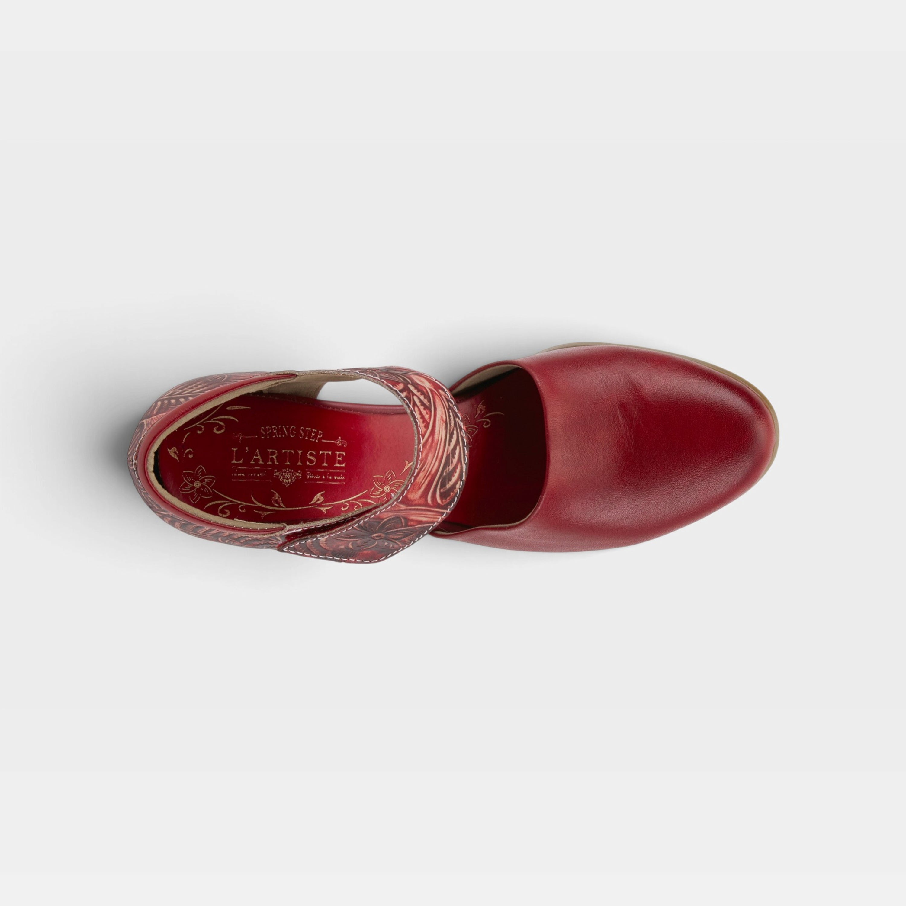 L'Artiste Toolie shoes in Red, top view
