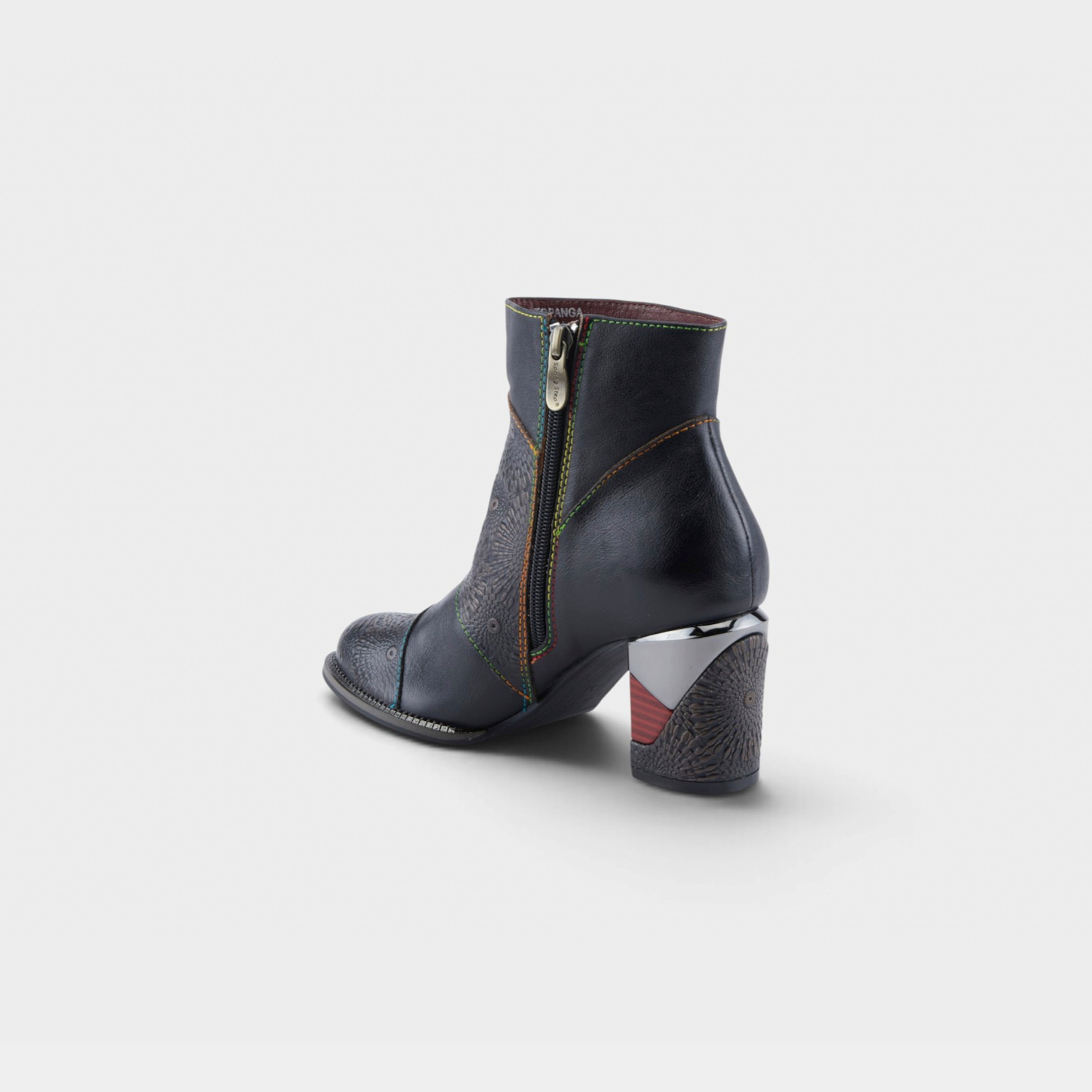L'Artiste Topanga boots in Black, alternate angle view