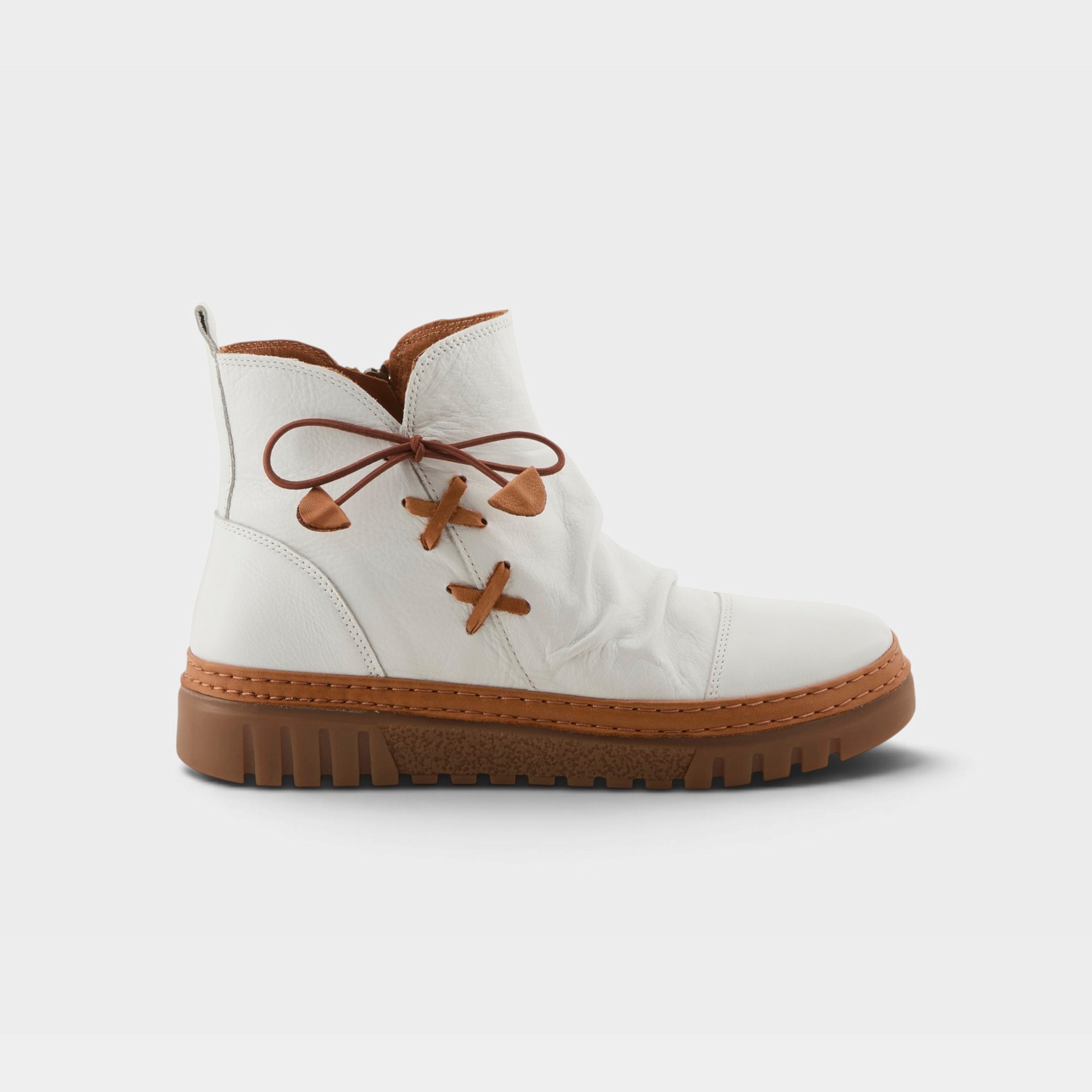 Spring Step Vandis White Boot