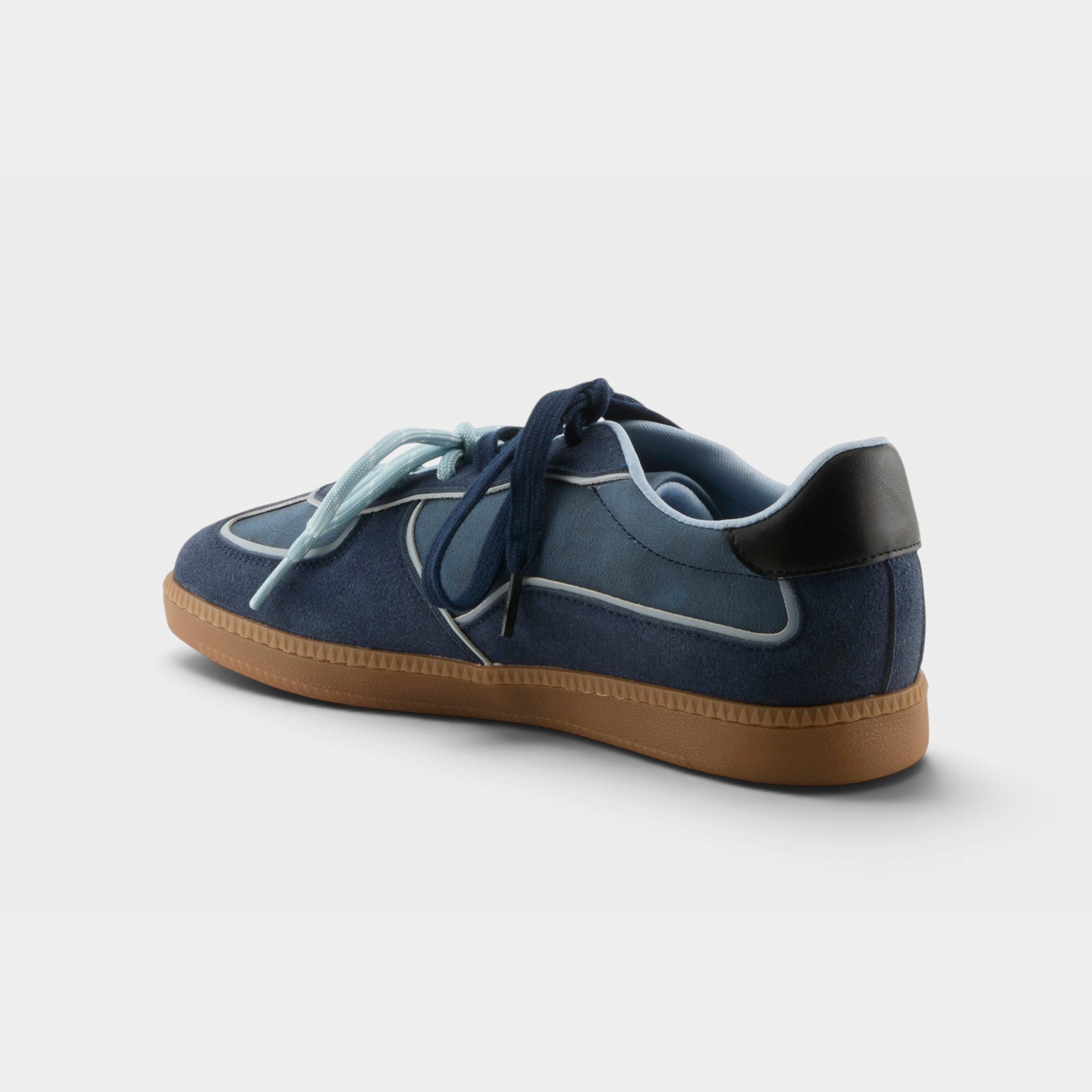 Patrizia Vesara Blue Sneaker