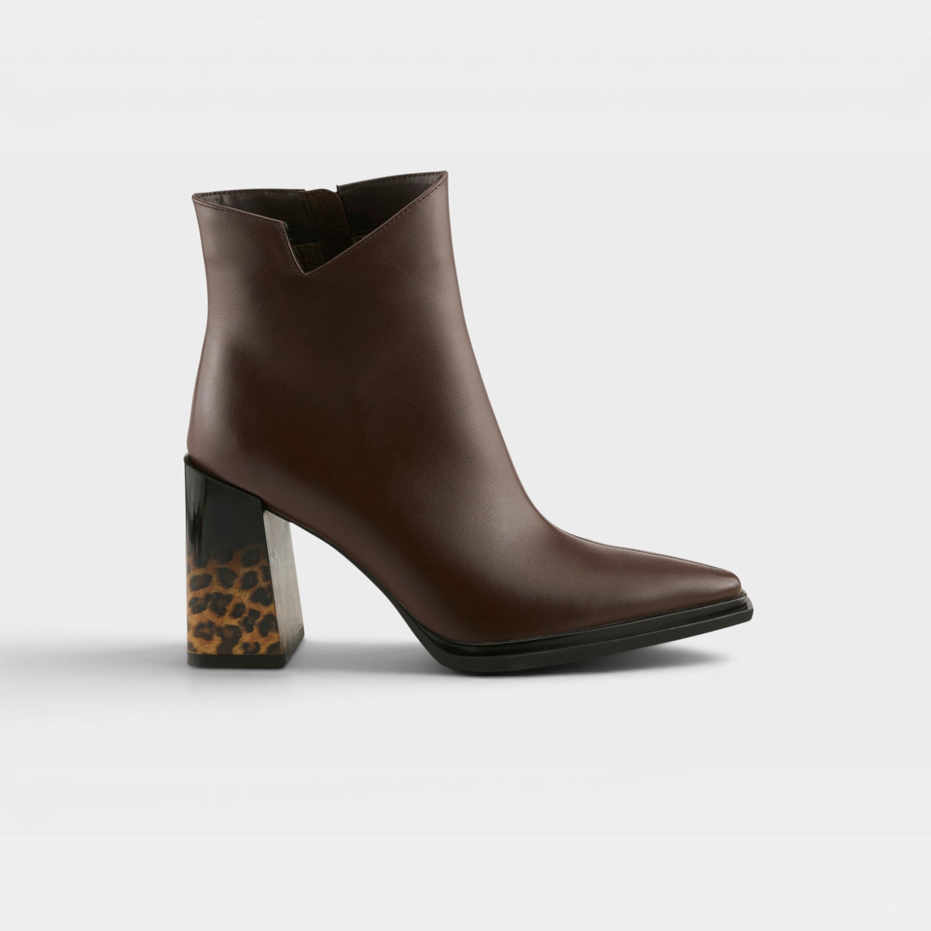 Azura Wanderer Dark Brown Boot