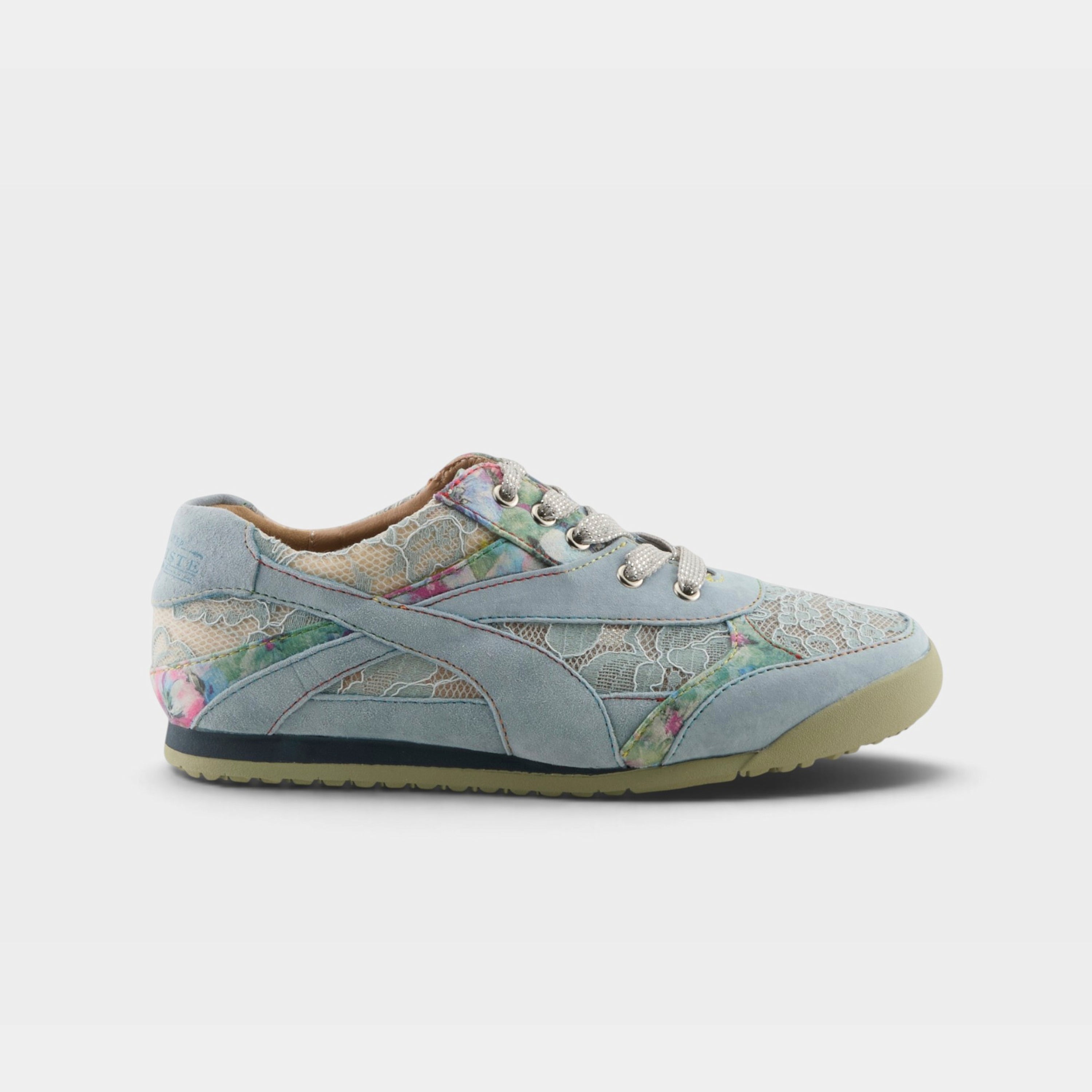 L'Artiste Wavehello sneaker in Light Blue, hero view