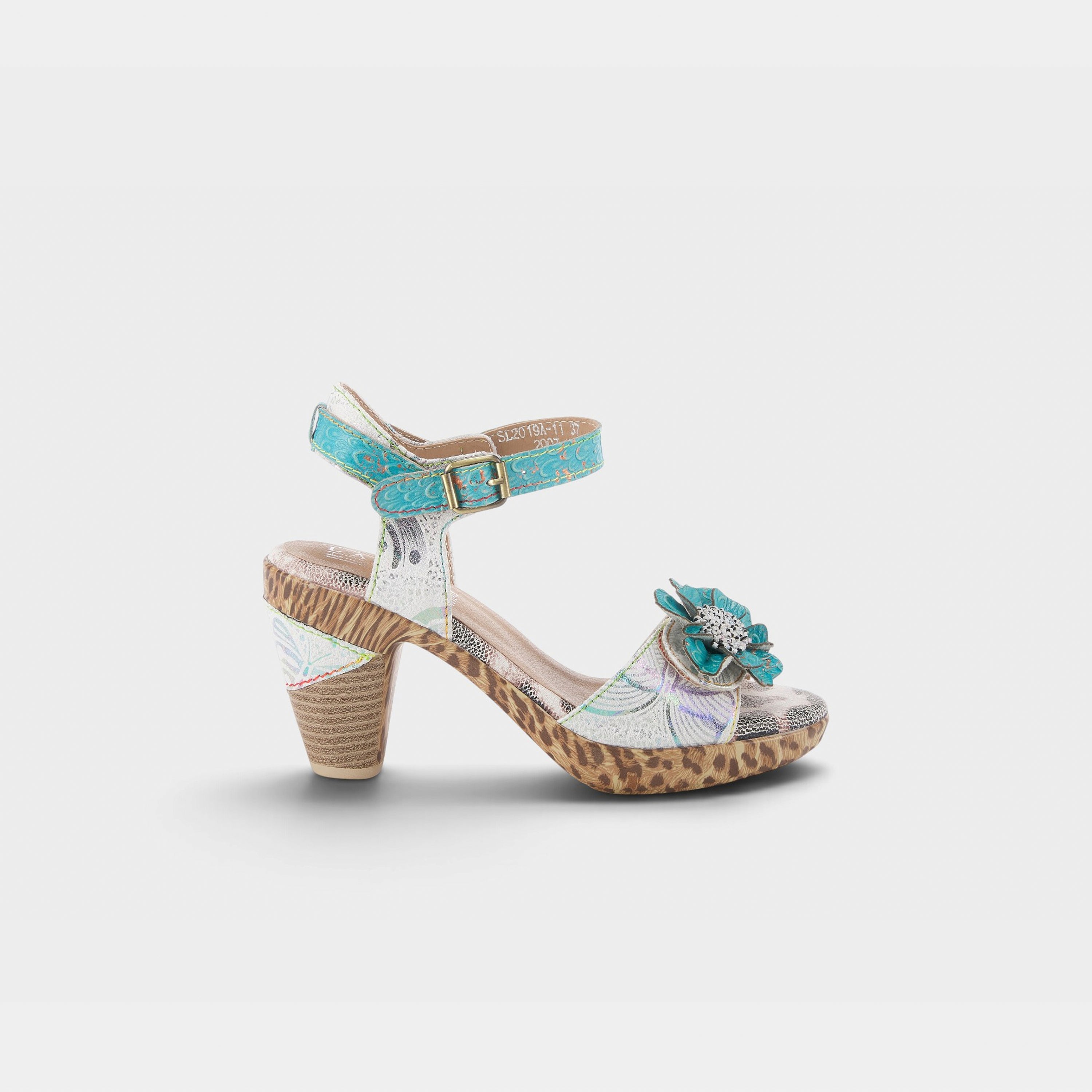 L'artiste Wildcat Quarter Strap Sandals – Spring Step Shoes