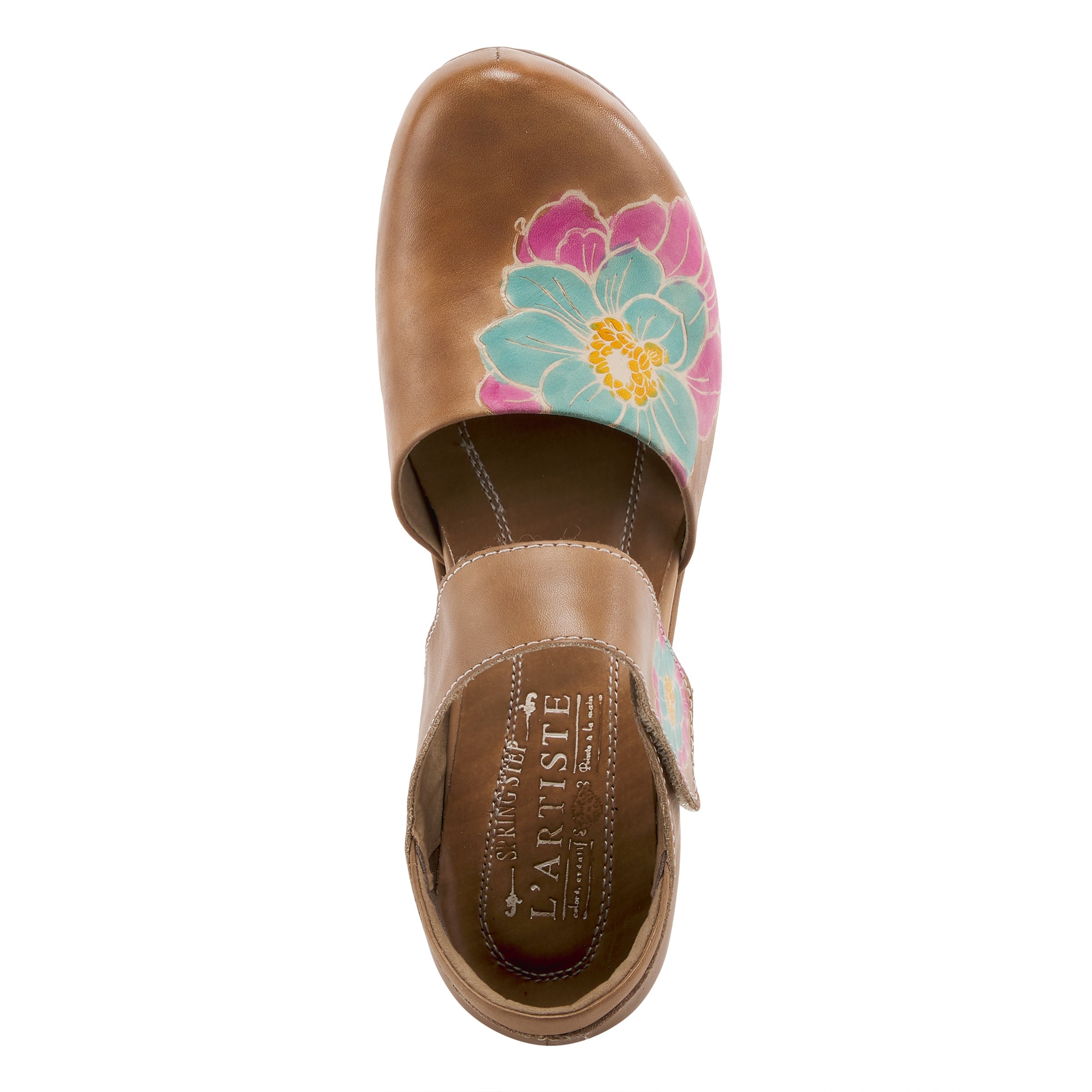 L'Artiste L'ARTISTE GLOSS-LILIPAD MARY JANE SHOES shoe in dark tan with handcrafted leather design