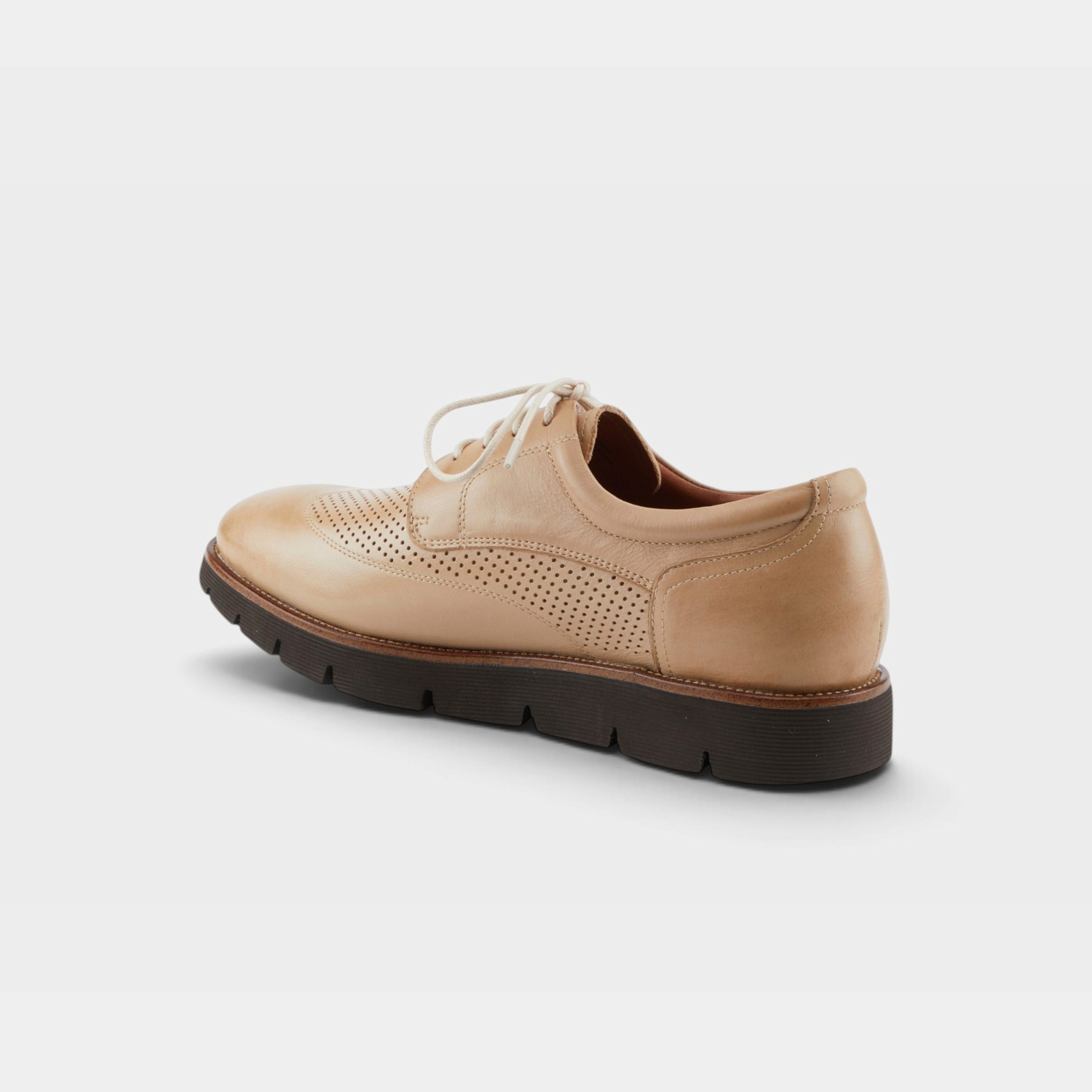 L'Artiste Men Adler Beige Shoe