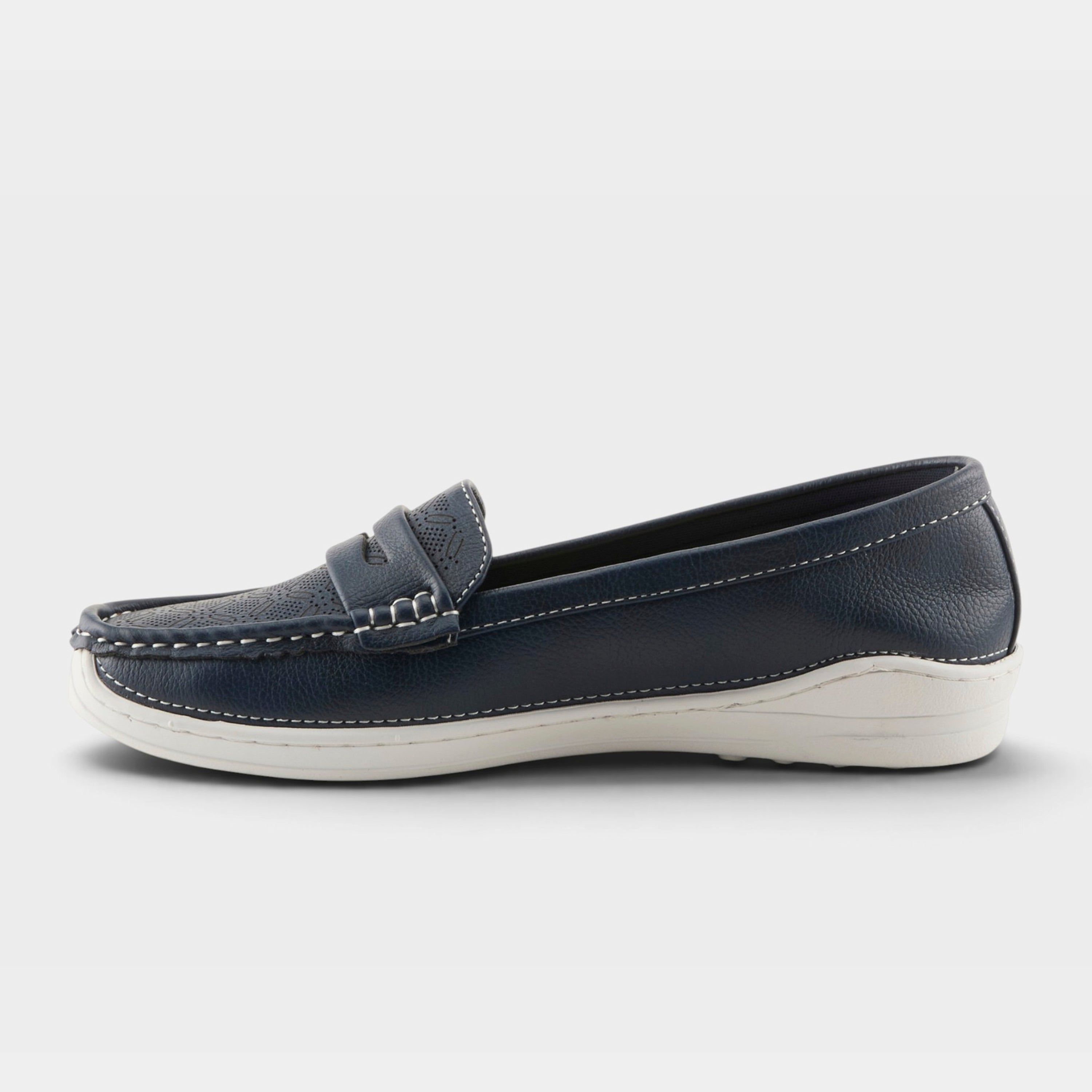 Patrizia Akili Navy Shoe